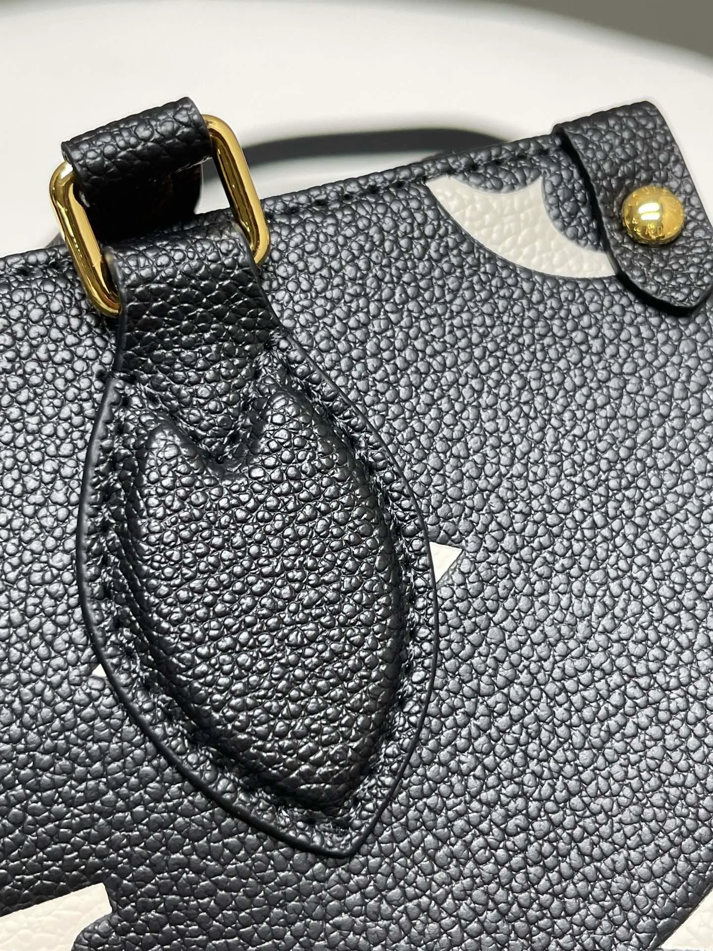 Классические Сумки Женские Louis Vuitton 11564886
