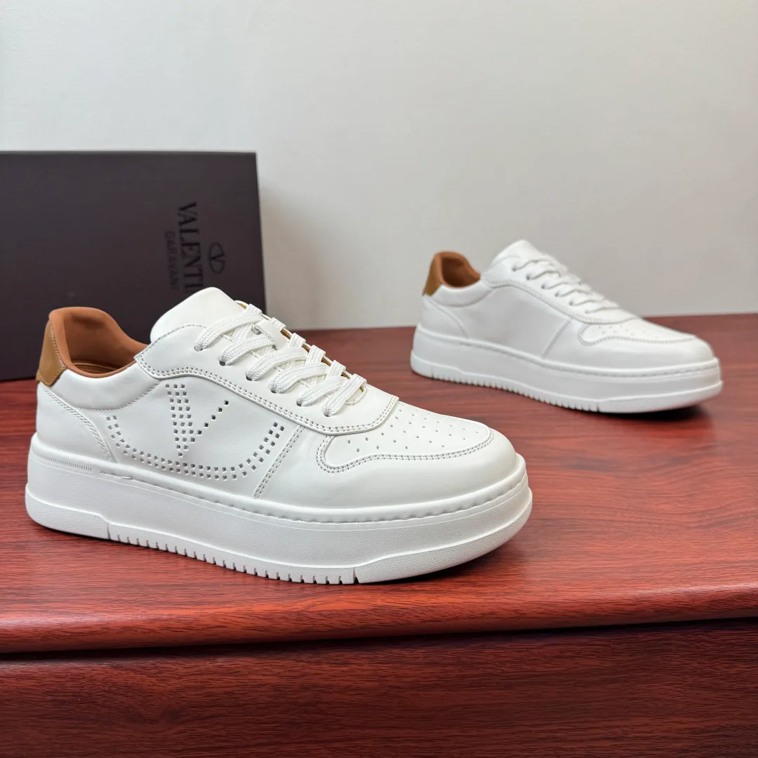 Кроссовки Мужские Valentino 13435983