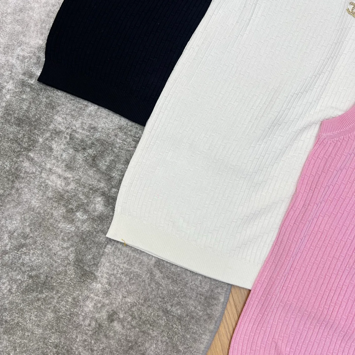 Жилеты Женские Chanel 11489955