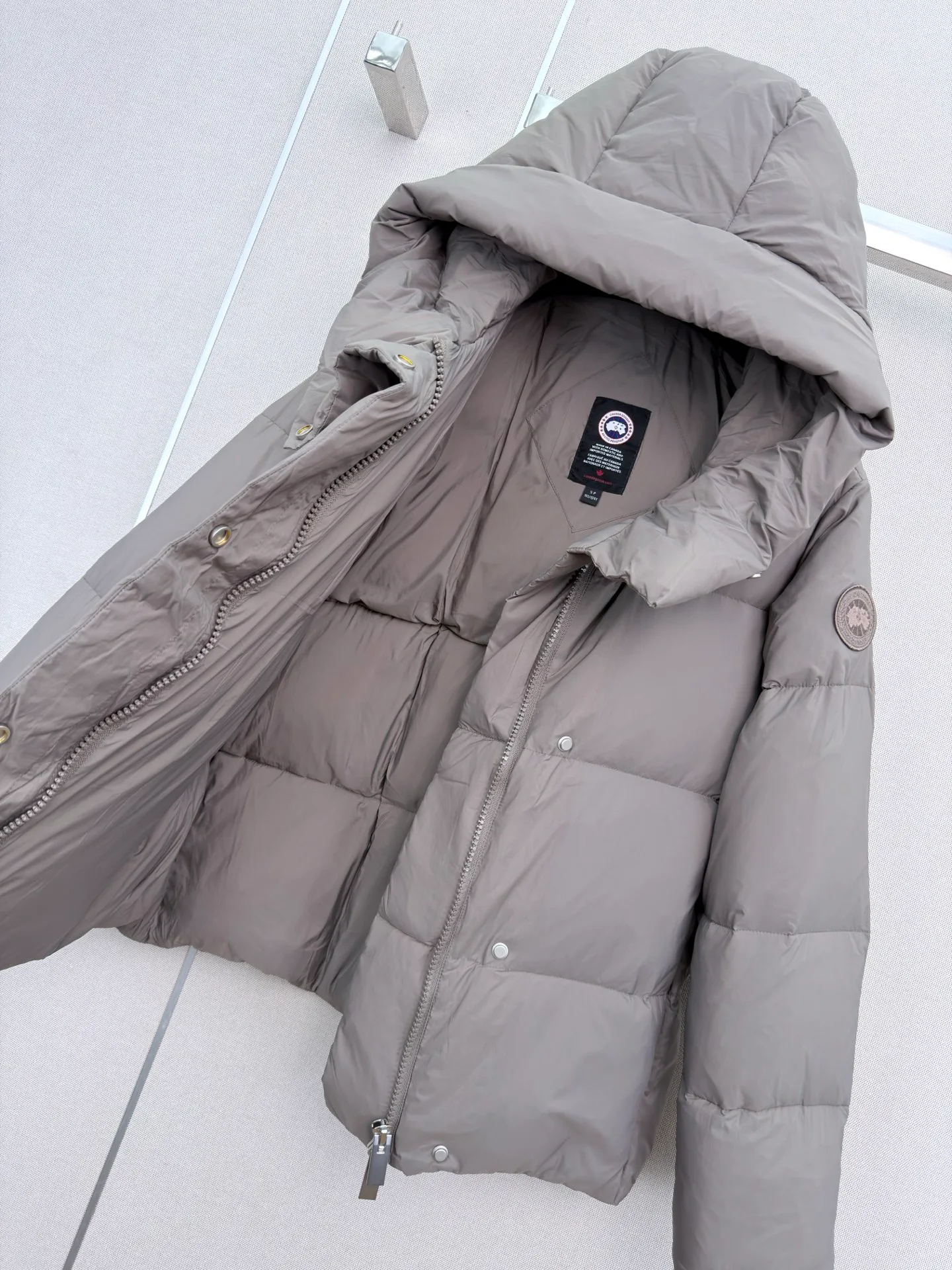 Куртки И Пуховики Женские Canada Goose 18056332