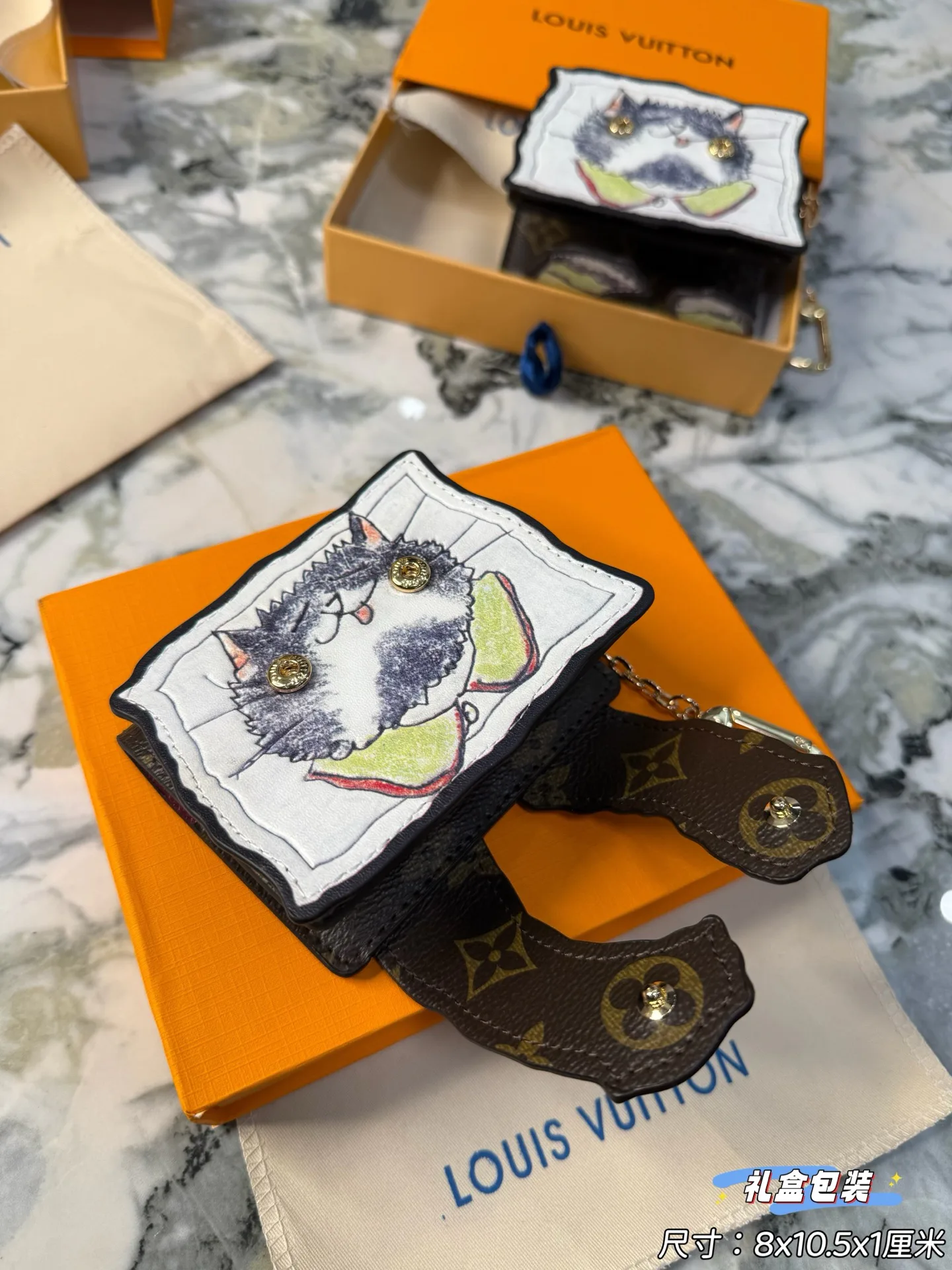 Клатчи Женские Louis Vuitton 6348711