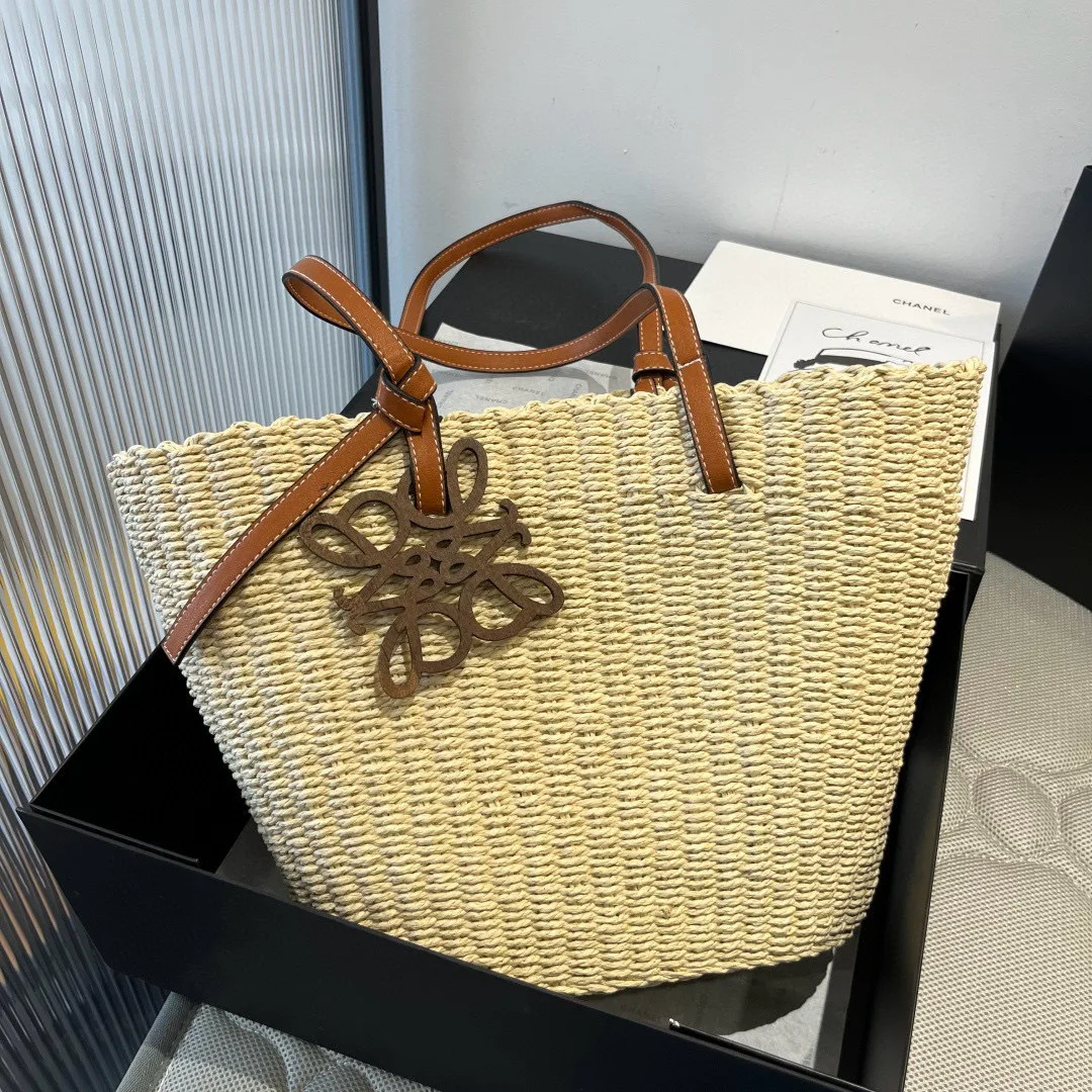 Классические Сумки Женские Loewe 11633340