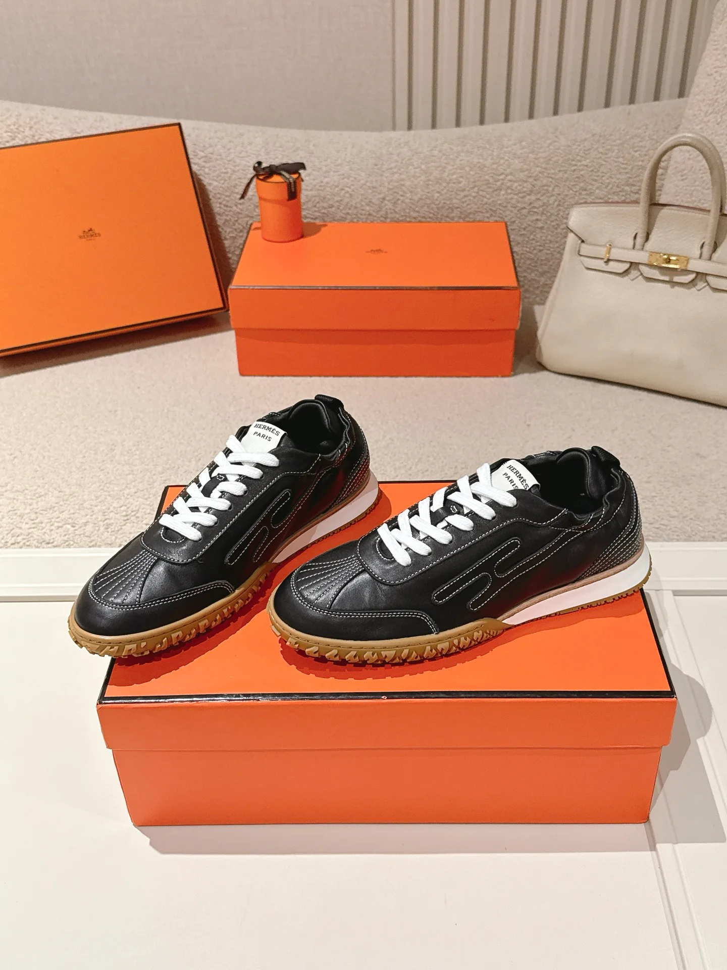 Кроссовки Женские Hermes 17429953