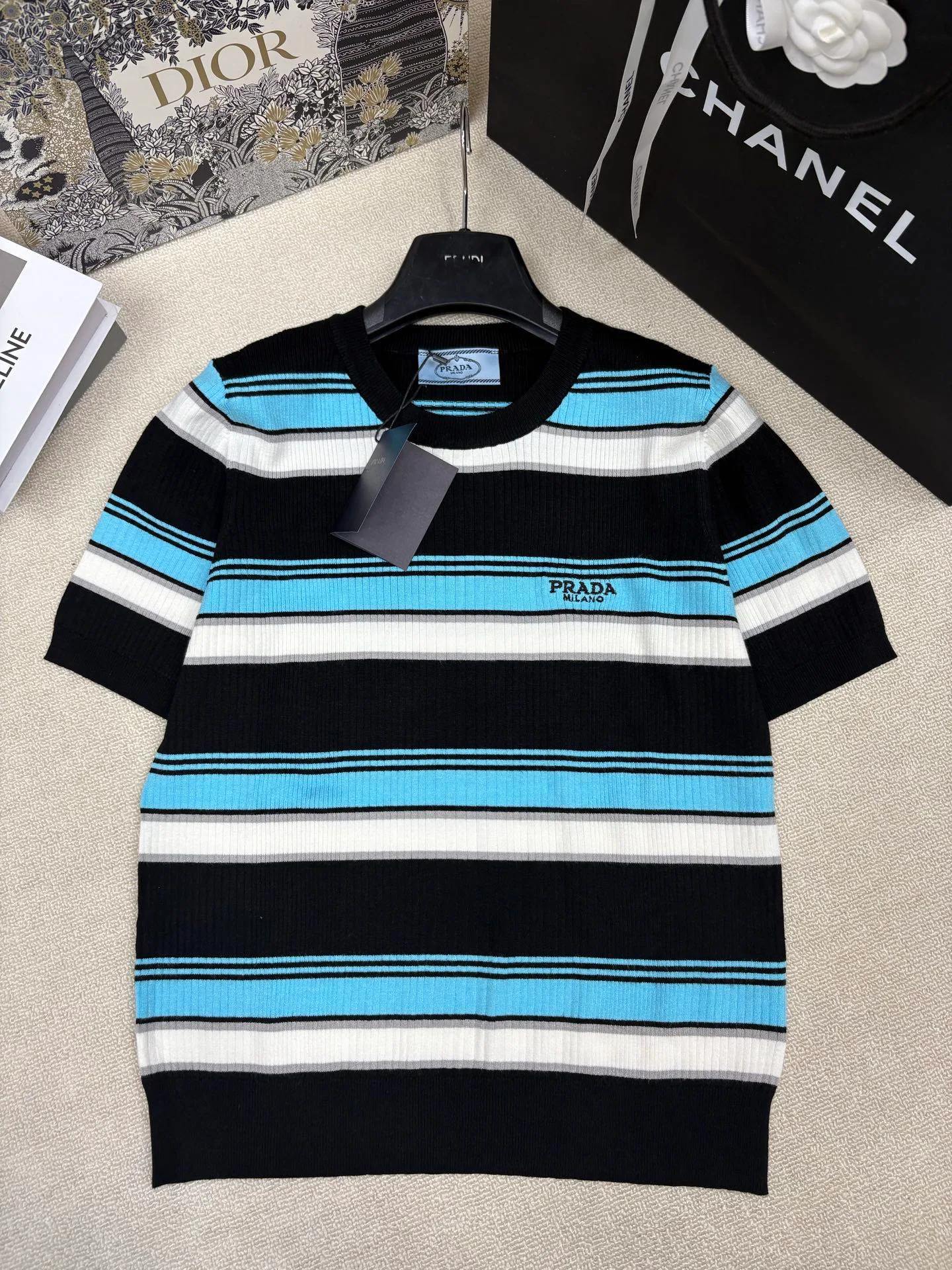 Футболки Женские Prada 13582980