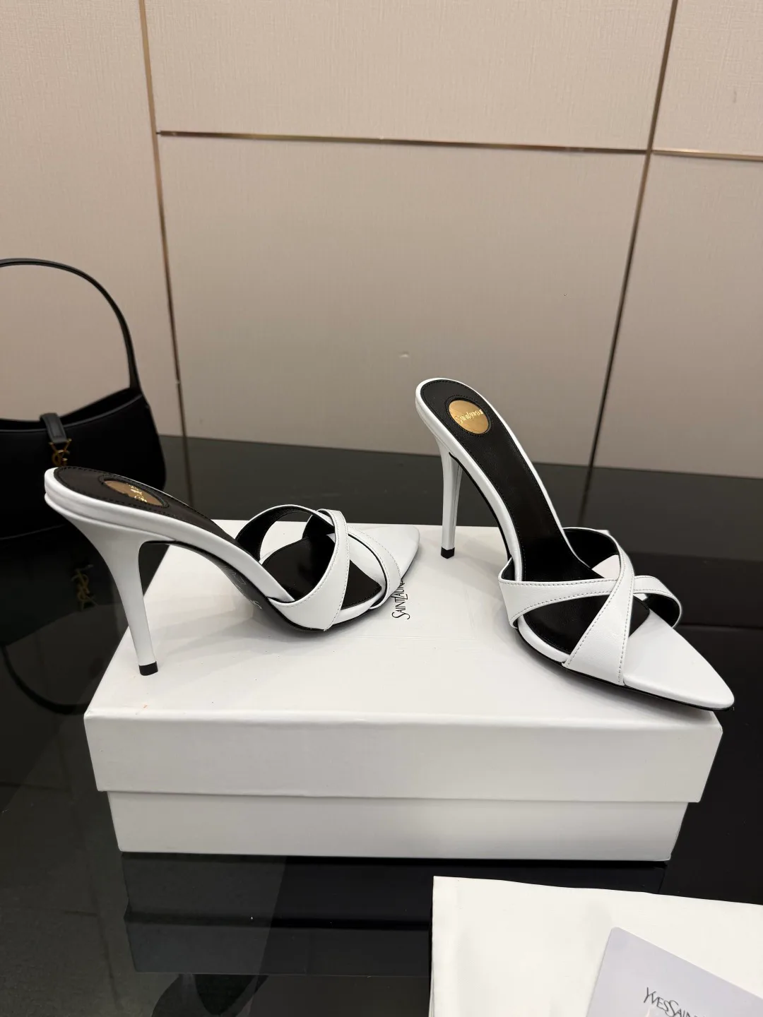 Босоножки Женские Saint Laurent 11409909
