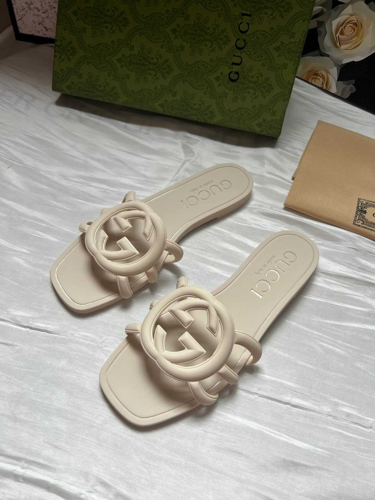 Шлепанцы Женские Gucci 16811