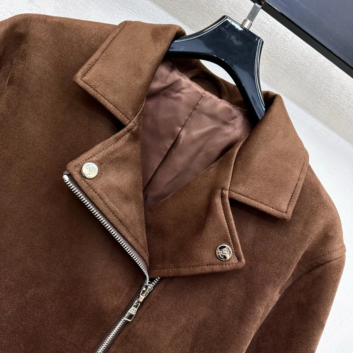 Кожаные Куртки И Дублёнки Женские Louis Vuitton 18023397