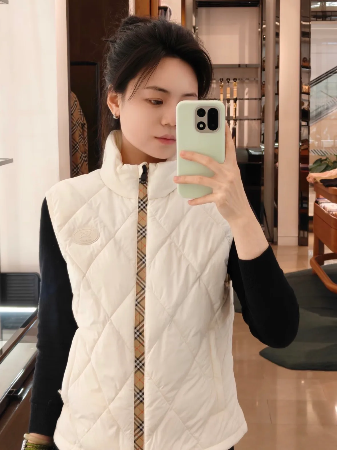 Жилеты Женские Burberry 18044840