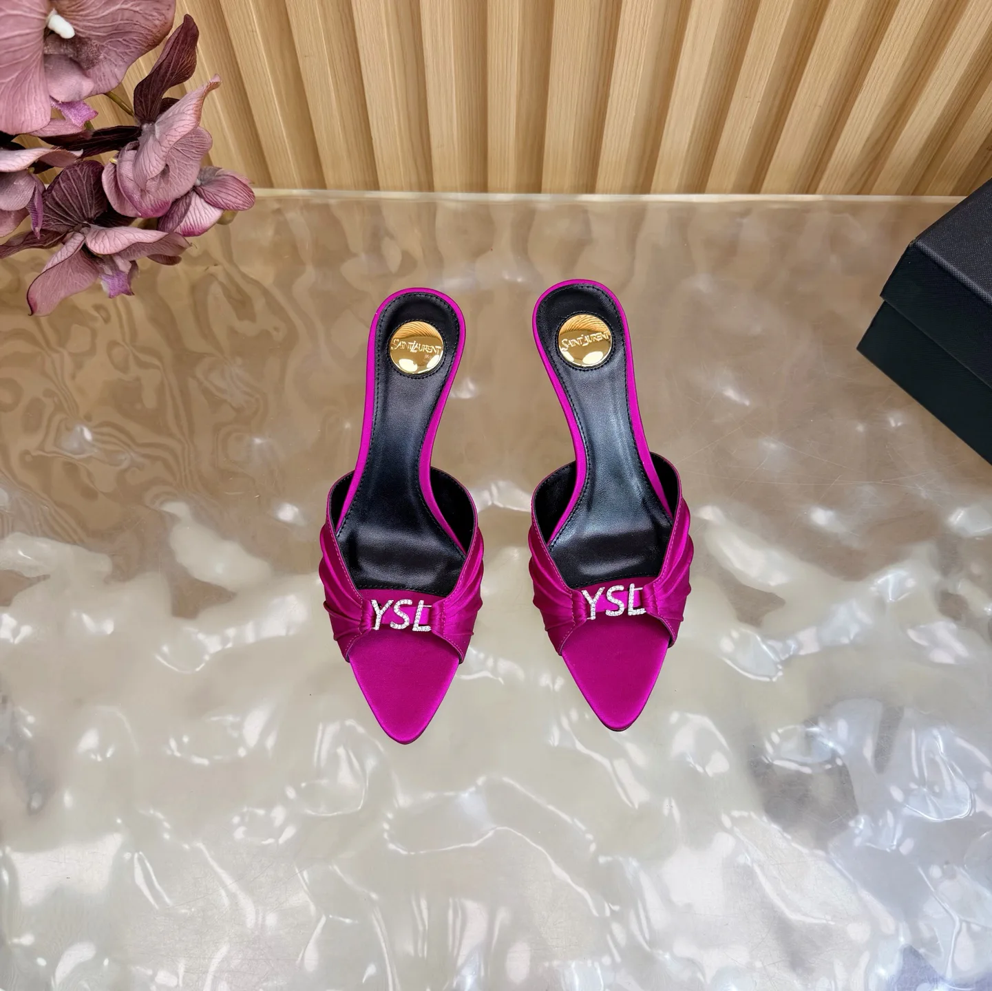 Босоножки Женские Saint Laurent 11660283