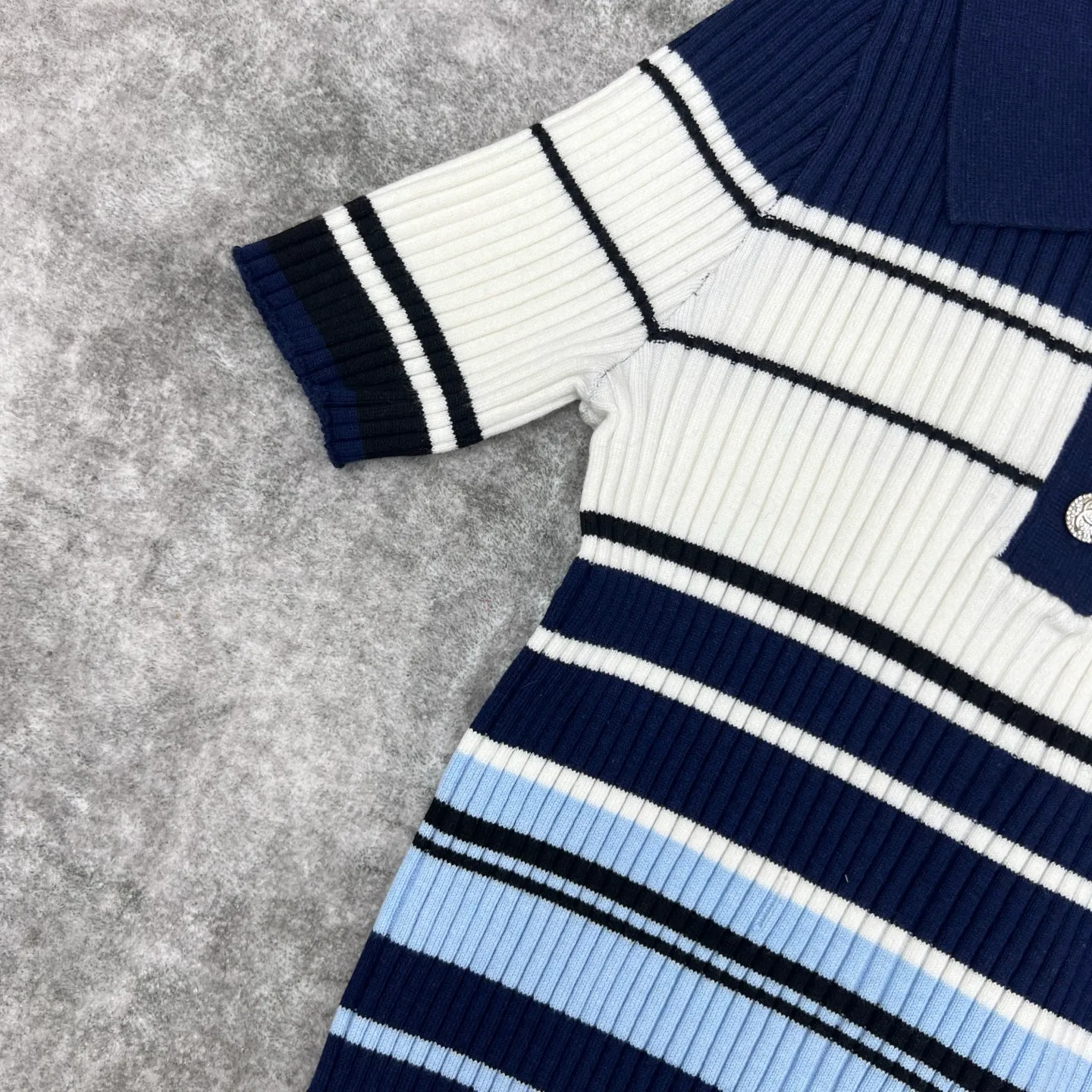 Топы Женские Chanel 11690340