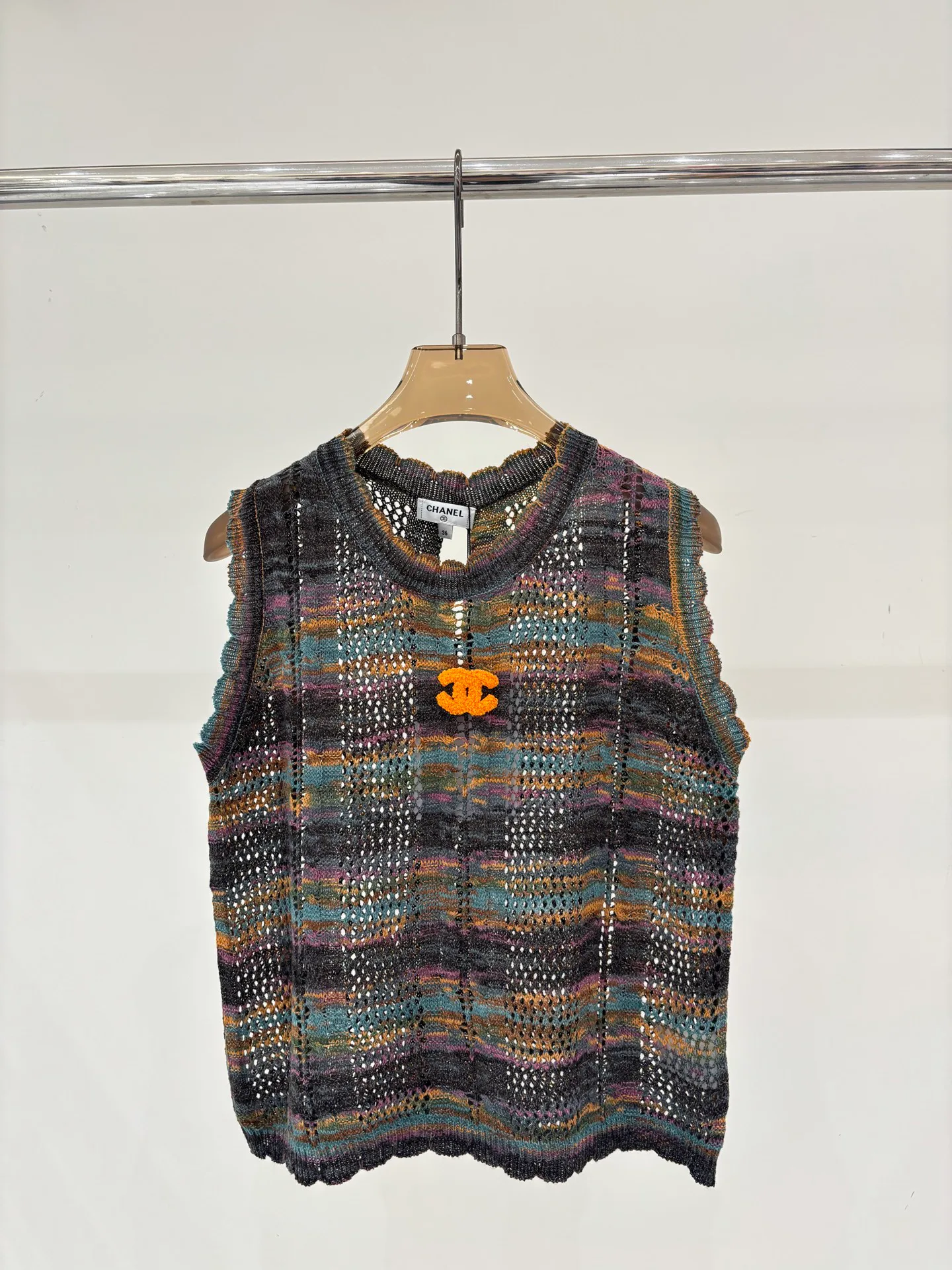 Жилеты Женские Chanel 11305938