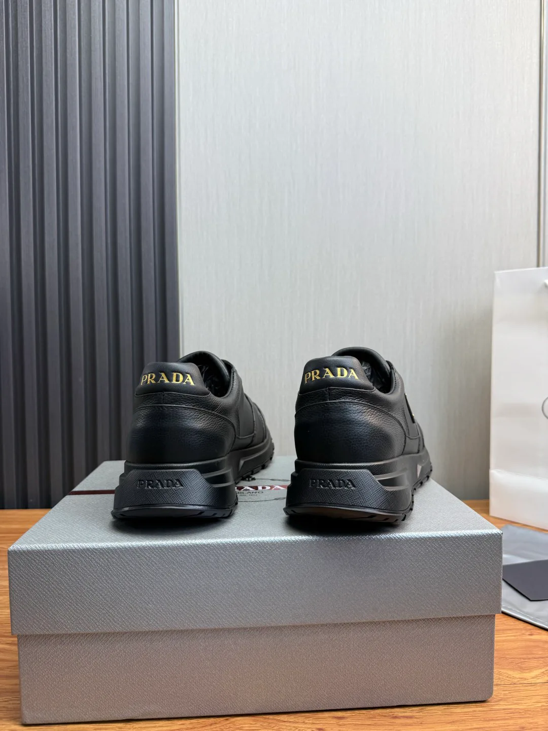 Кроссовки Мужские Prada 18039813