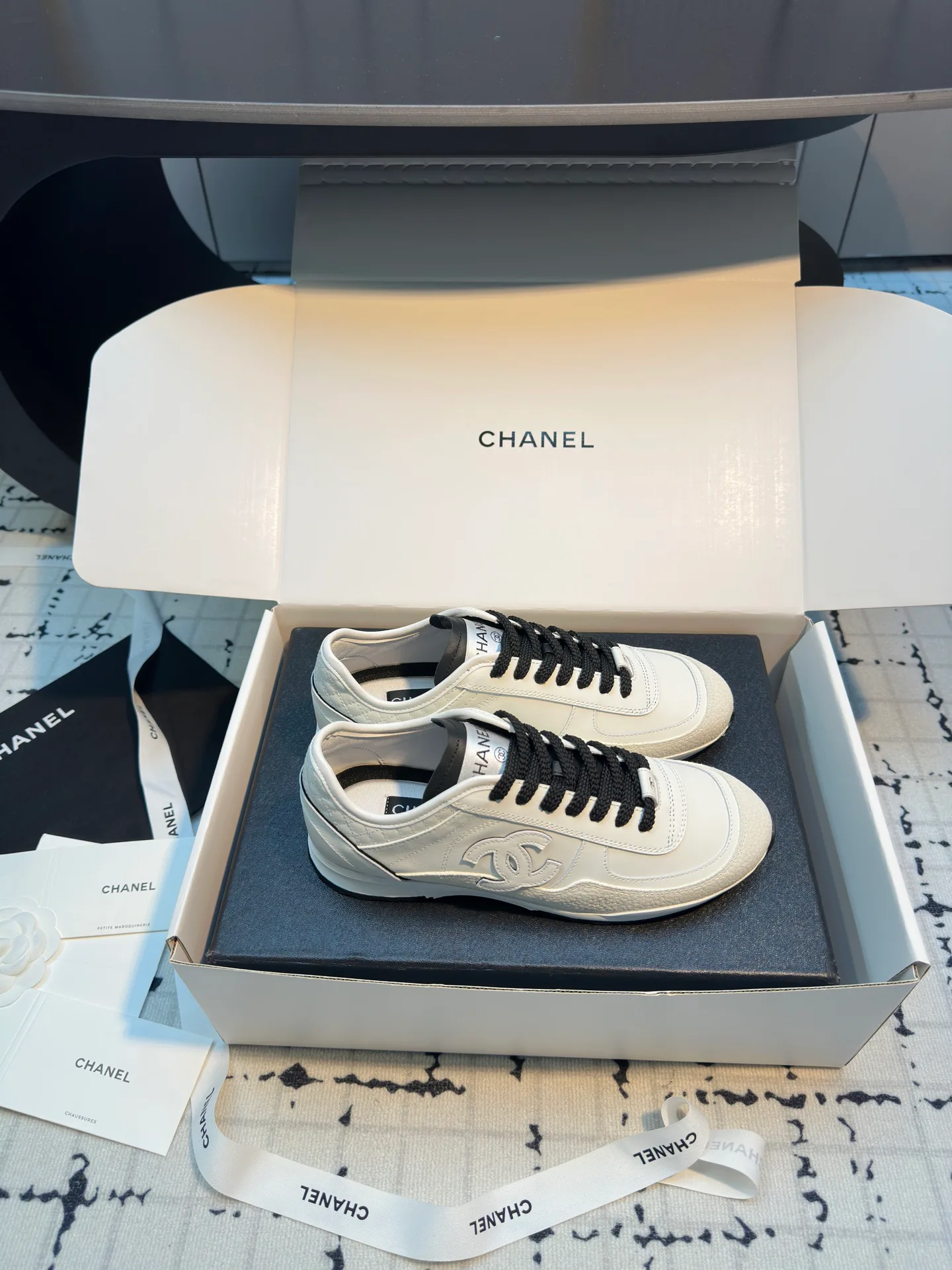 Кроссовки Женские Chanel 10468515