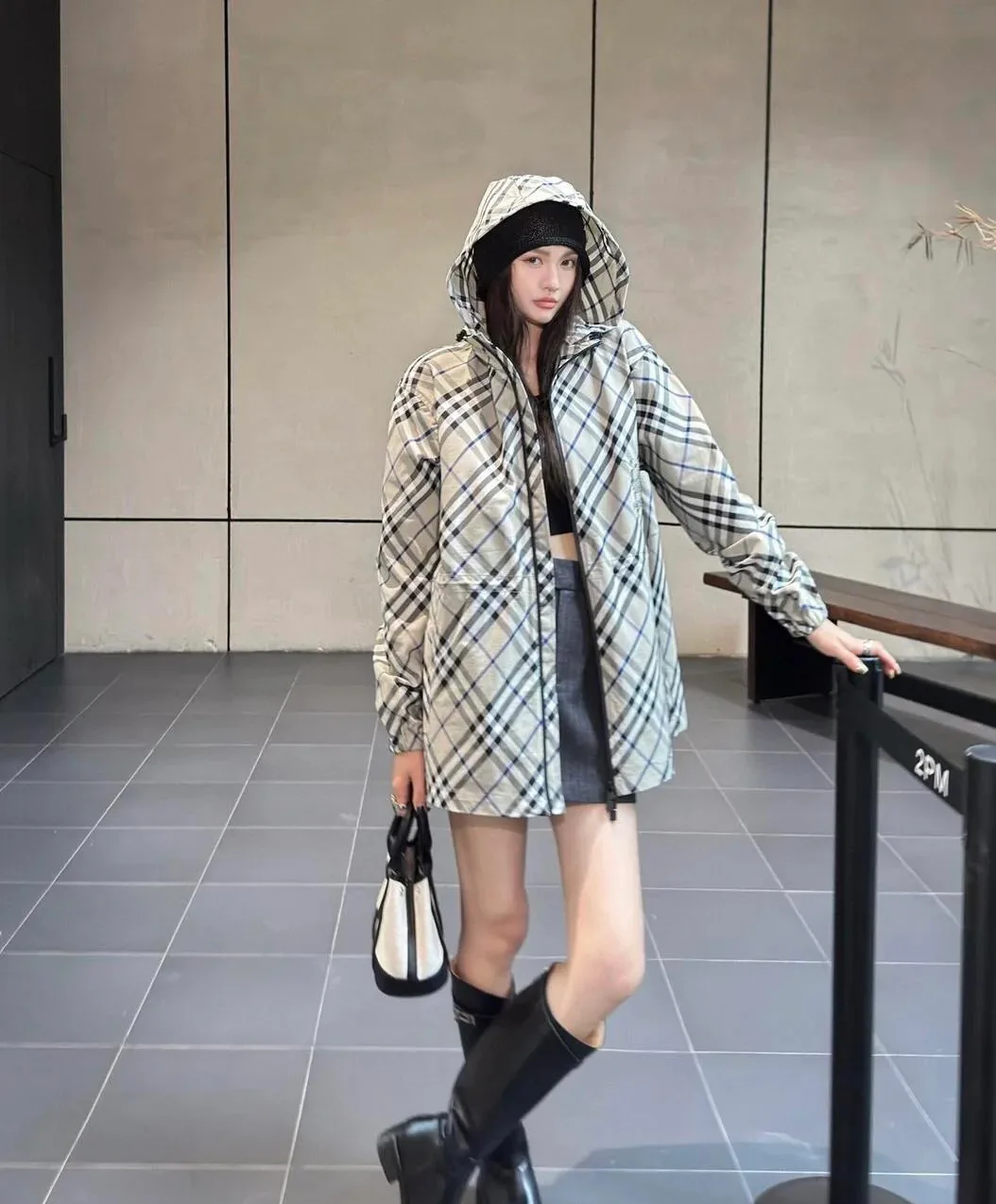 Куртки Женские Burberry 10554