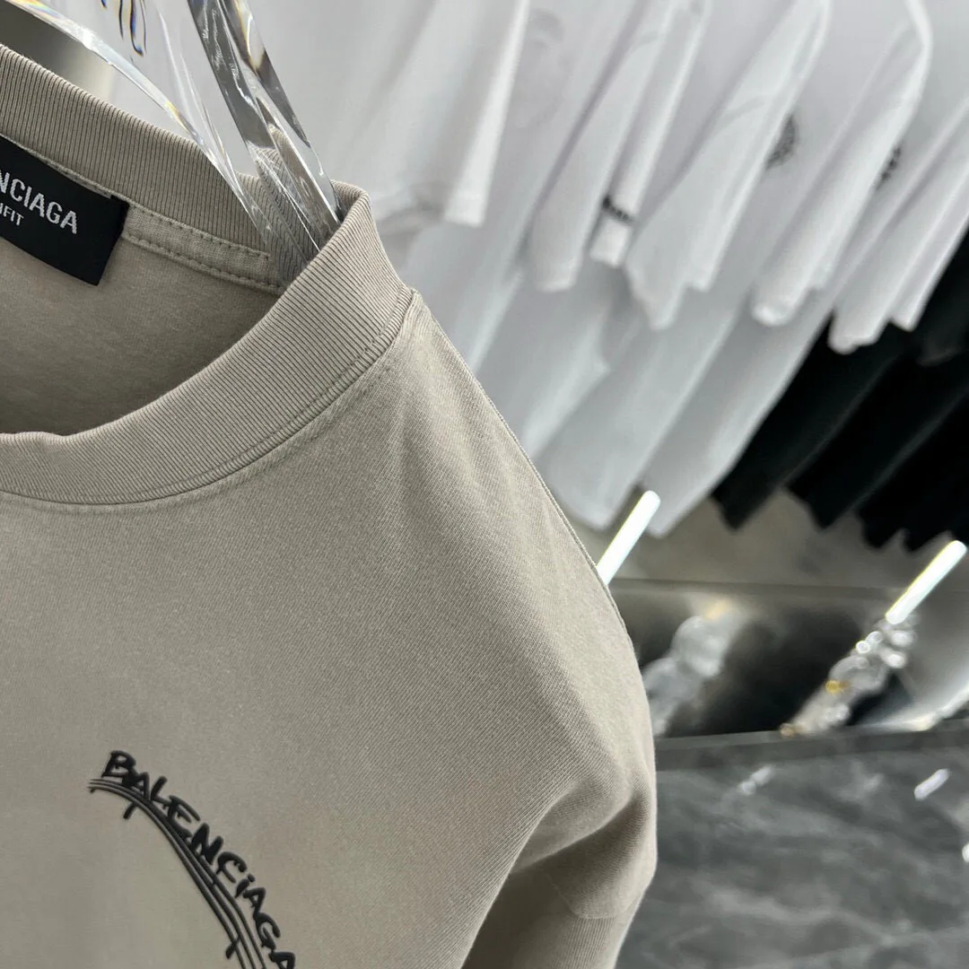 Футболки Женские Balenciaga 12637