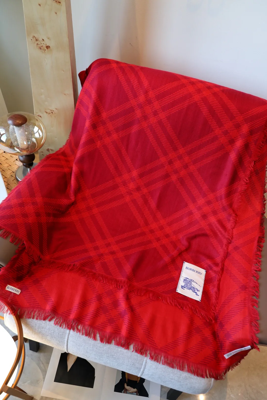 Шарфы Burberry 18419147