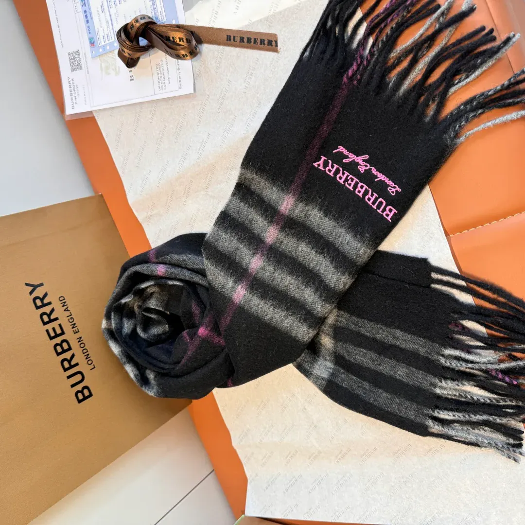 Шарфы Burberry 4549913