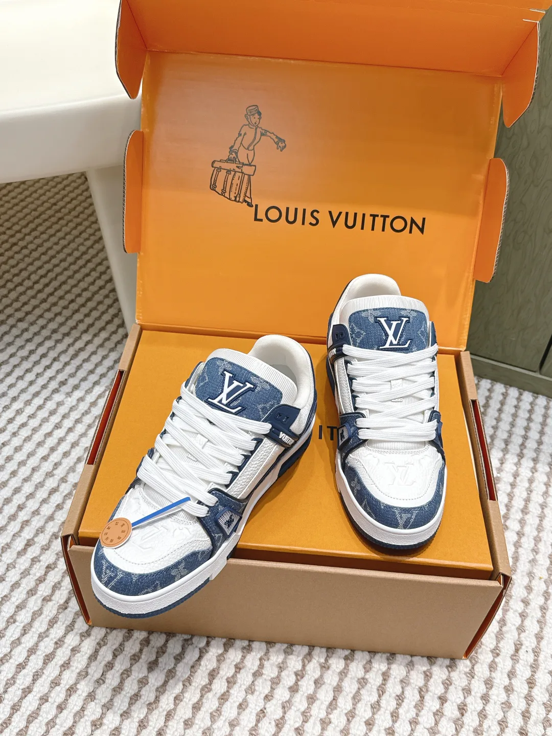 Кроссовки Женские Louis Vuitton 200710