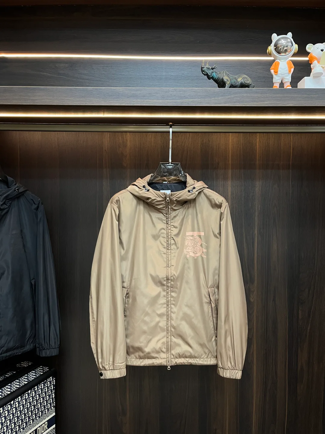 Куртки И Пуховики Женские Burberry 18416720