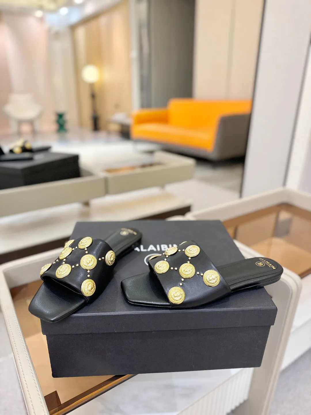 Шлепанцы Женские Balmain 841025