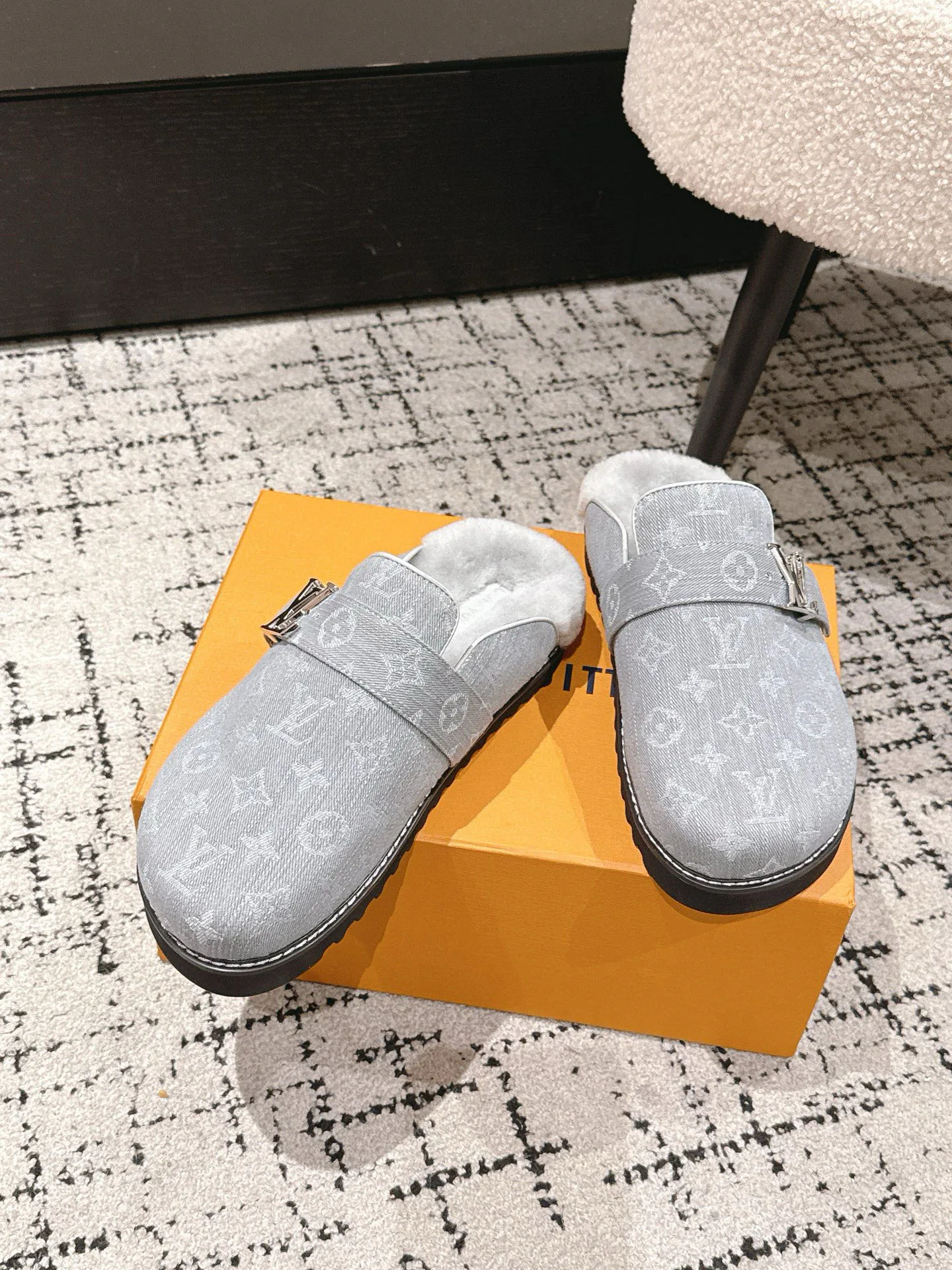 Мюли И Сабо Женские Louis Vuitton 144995