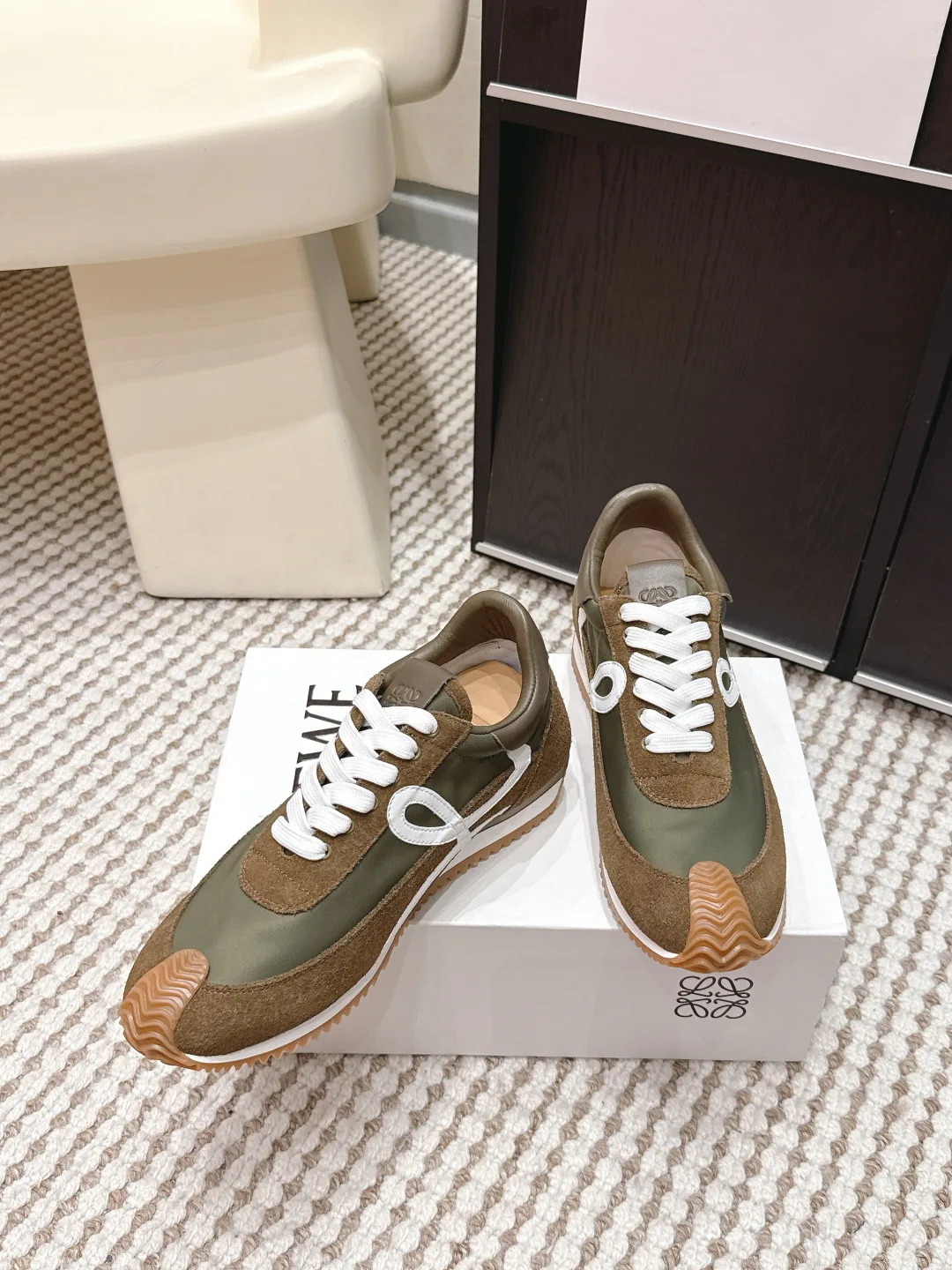 Кроссовки Женские Loewe 1866735