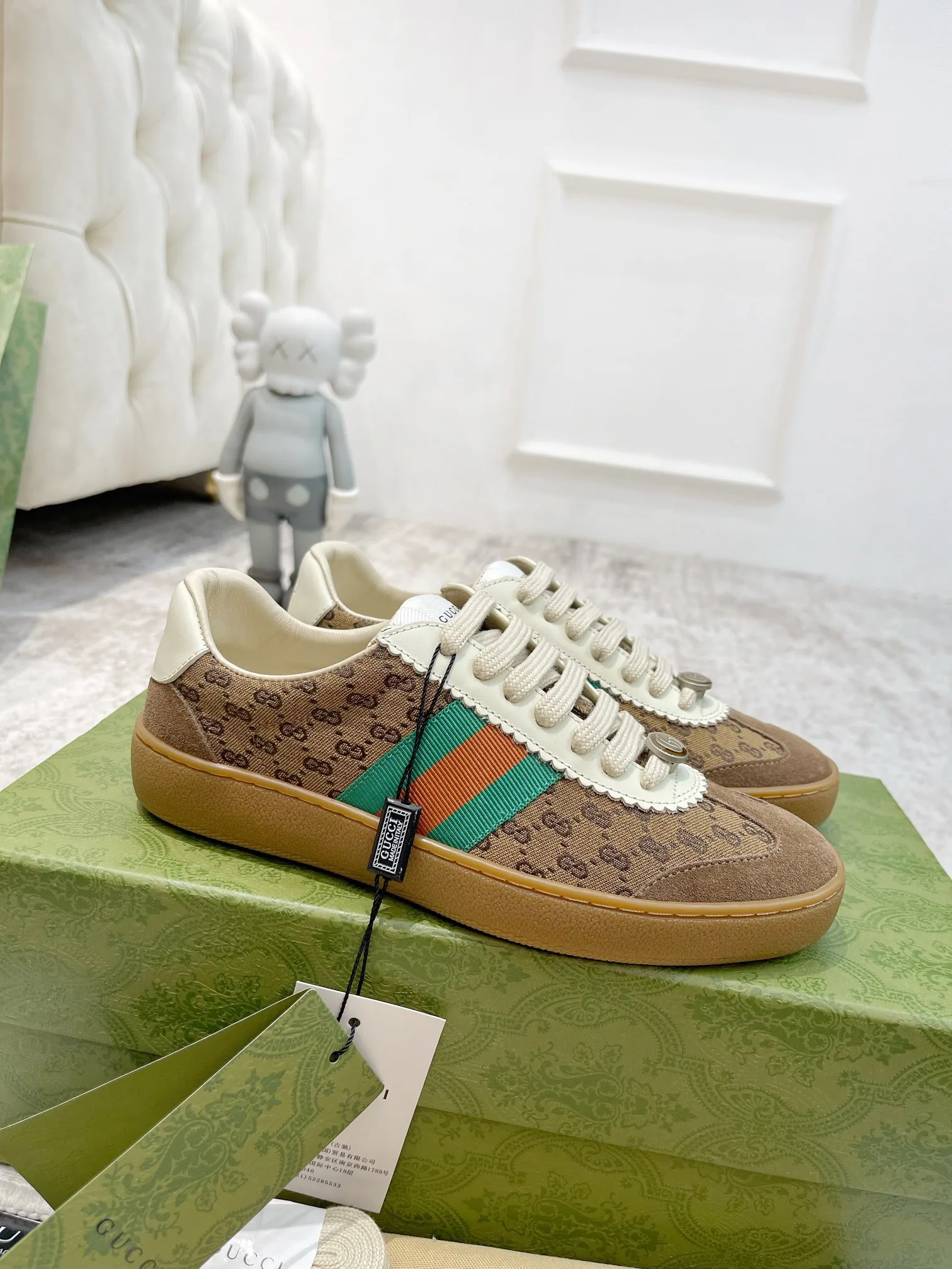 Кроссовки Женские Gucci 18765967