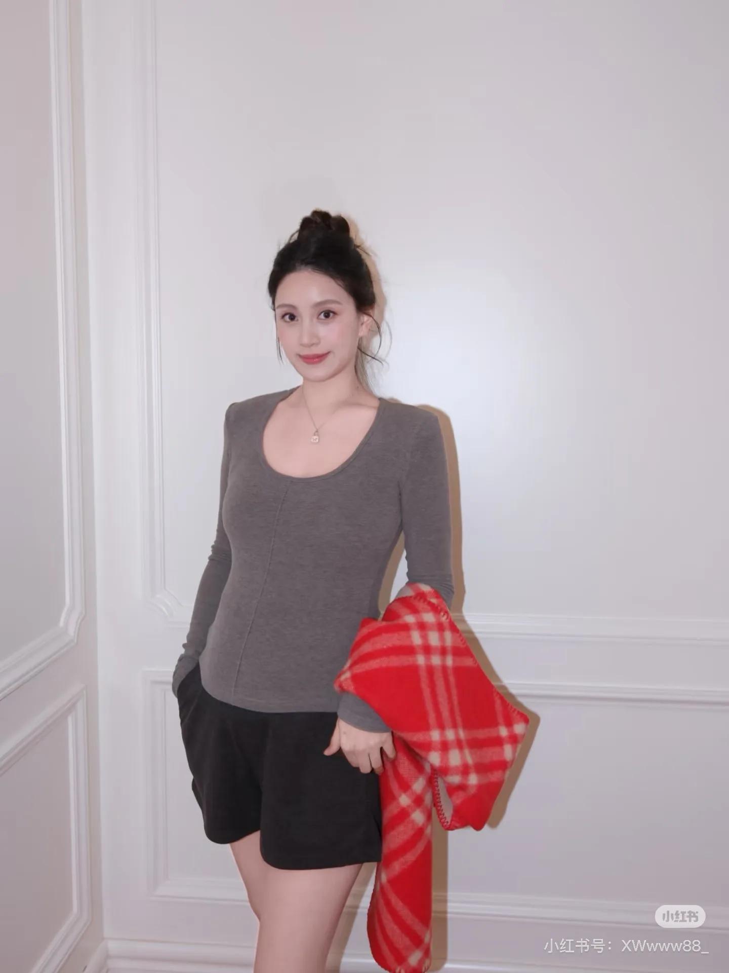 Шарфы Burberry 18507376