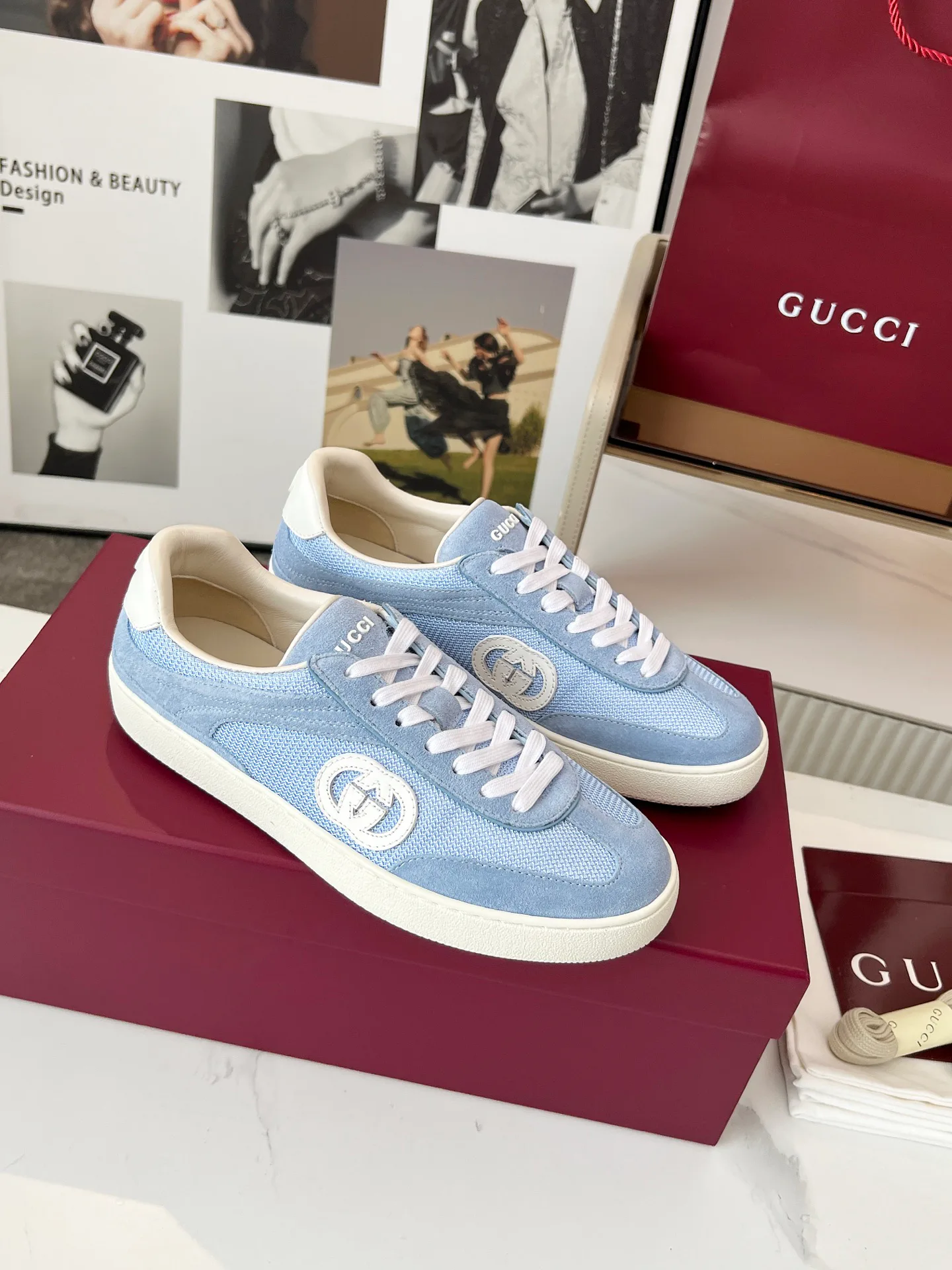 Кроссовки Женские Gucci 17620390