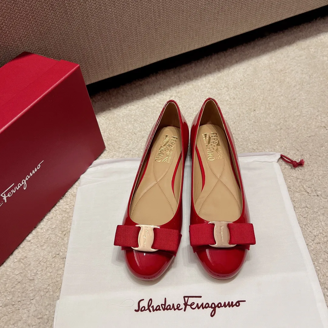 Туфли Женские Salvatore Ferragamo 11902005