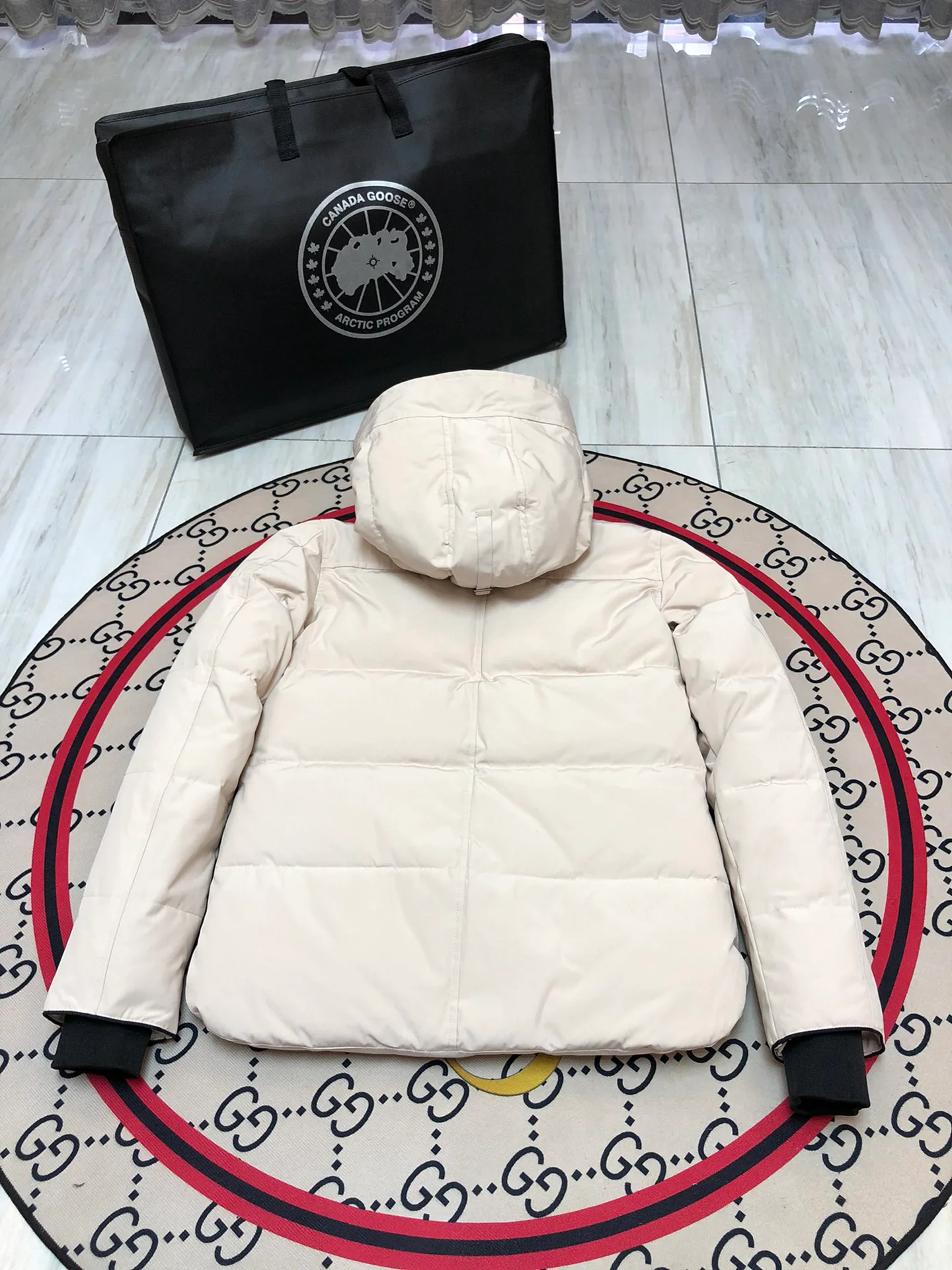 Куртки И Пуховики Женские Canada Goose 3153878