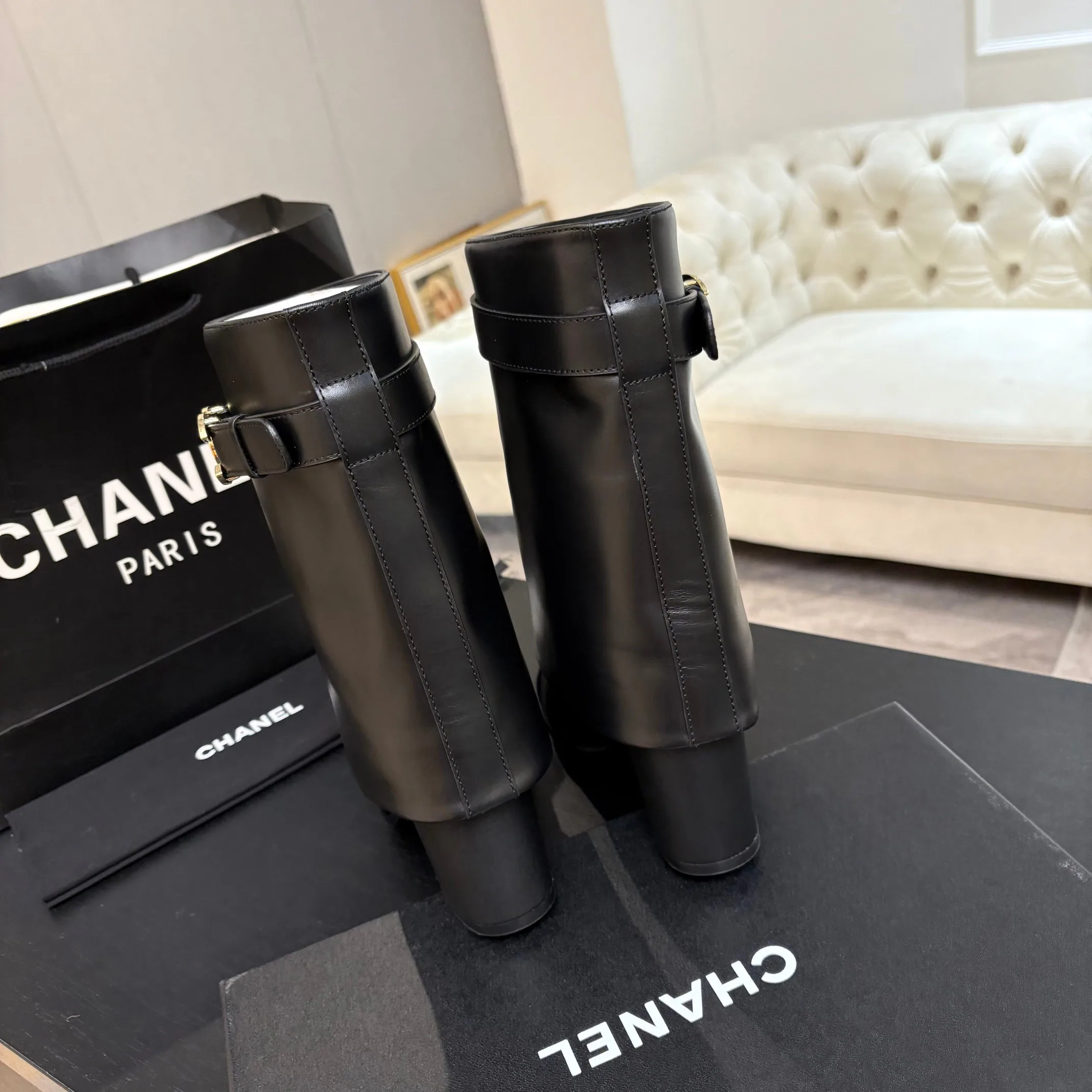 Сапоги Женские Chanel 18628040