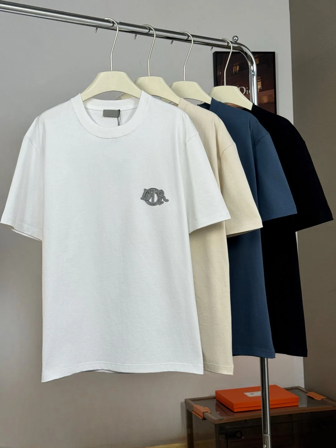 Футболки Женские Christian Dior 2400