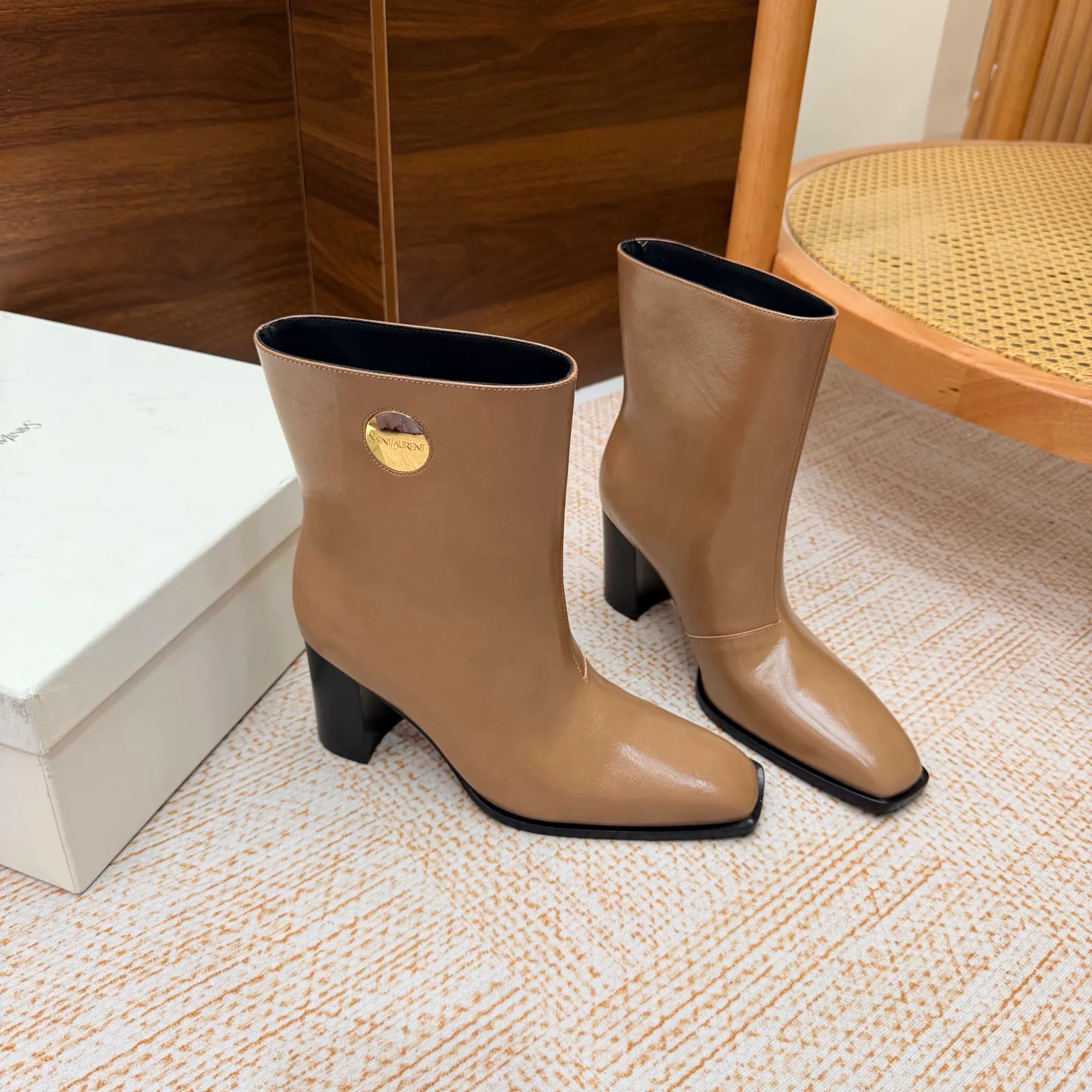 Ботильоны Женские Saint Laurent 18104625