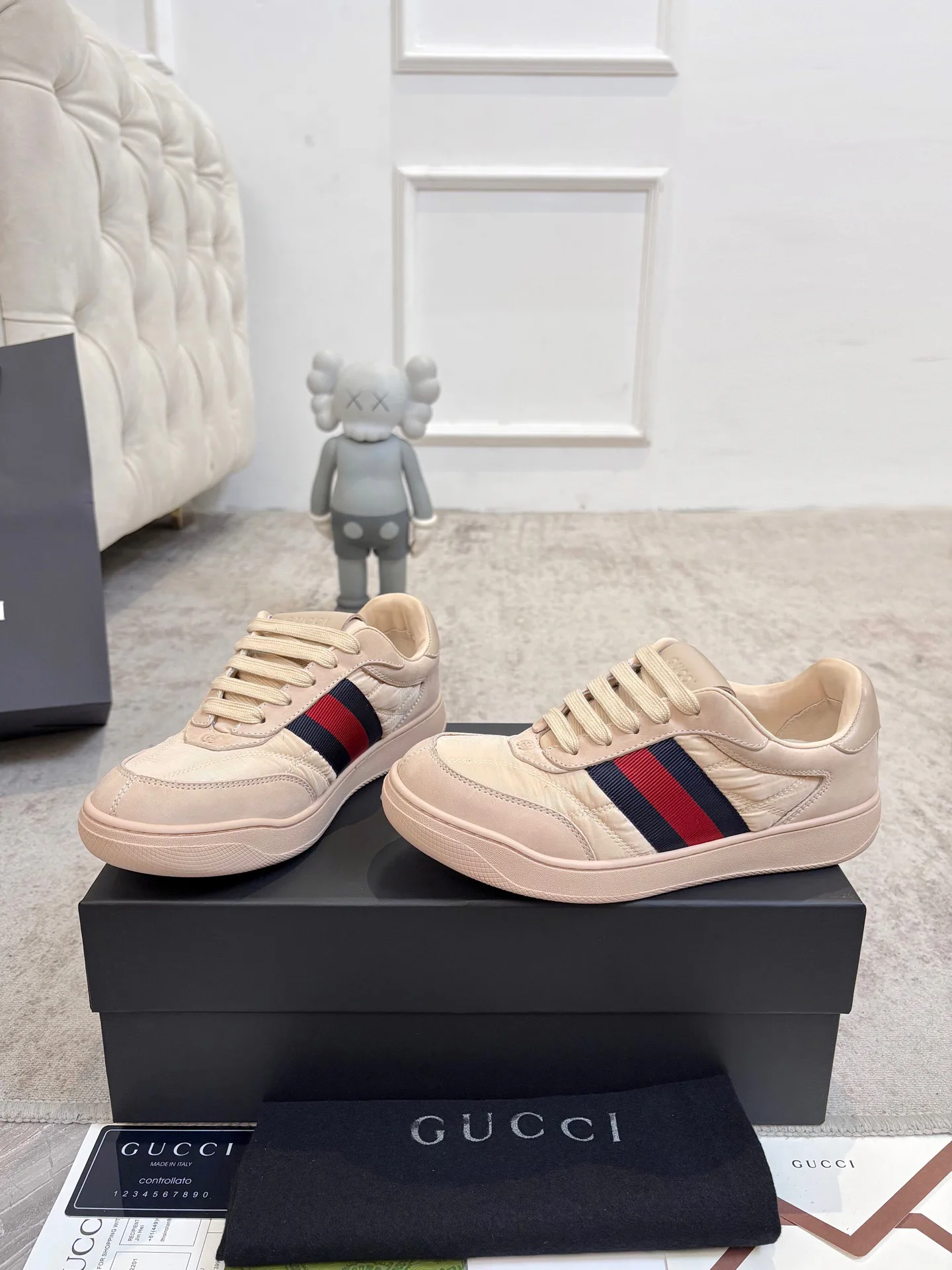 Кроссовки Женские Gucci 17912733