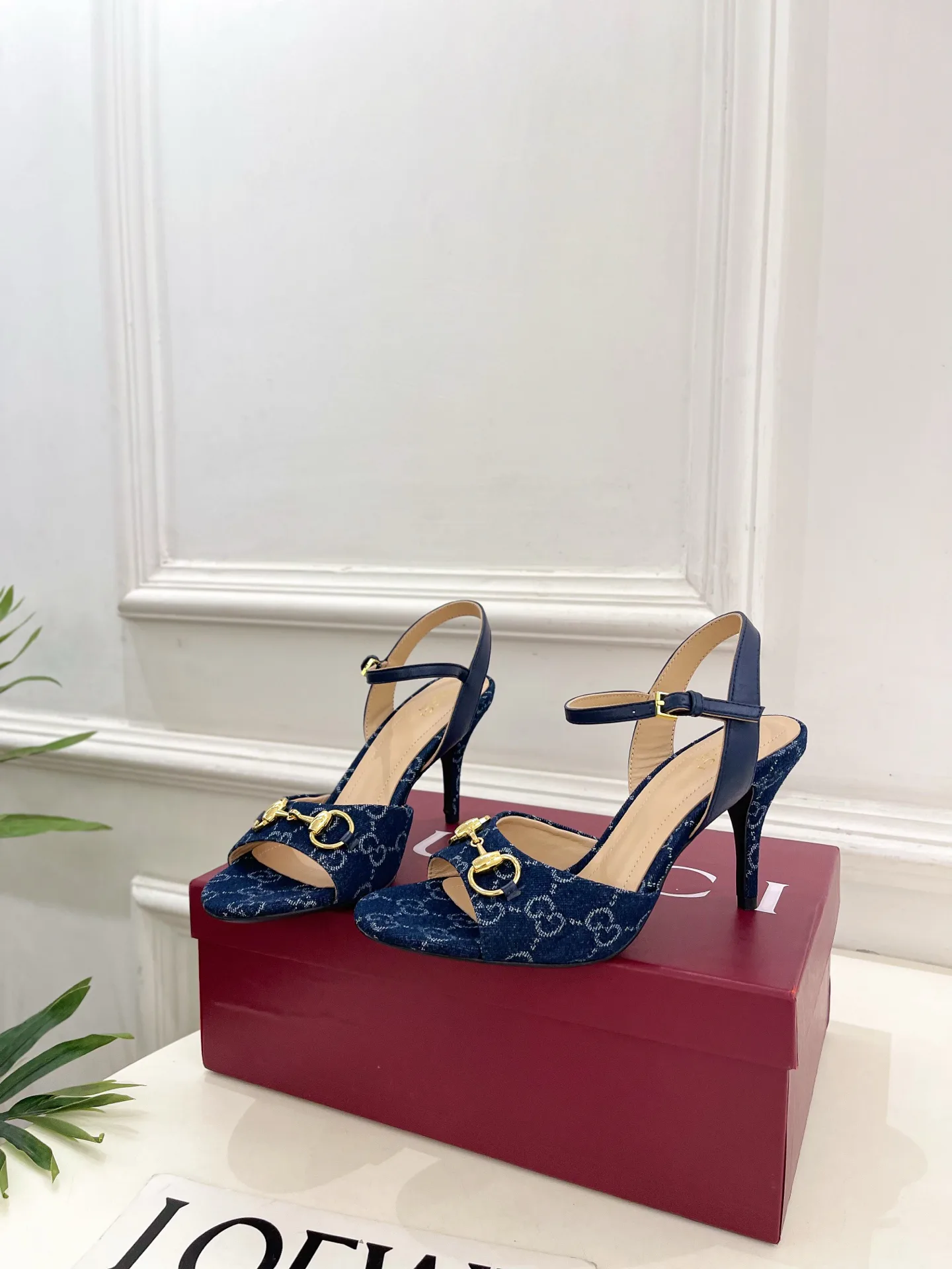 Босоножки Женские Gucci 13218180