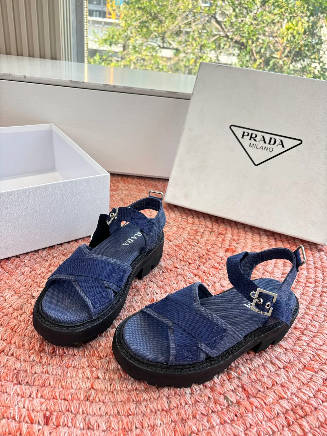 Сандалии Женские Prada 10446986