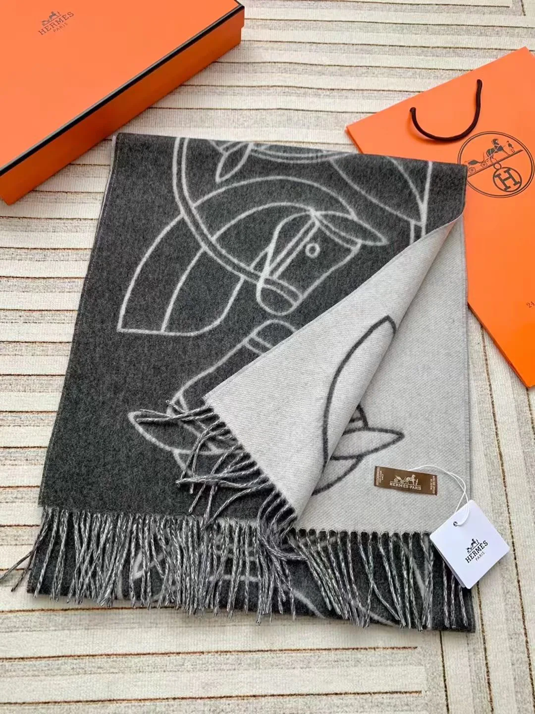 Шарфы Hermès 76721
