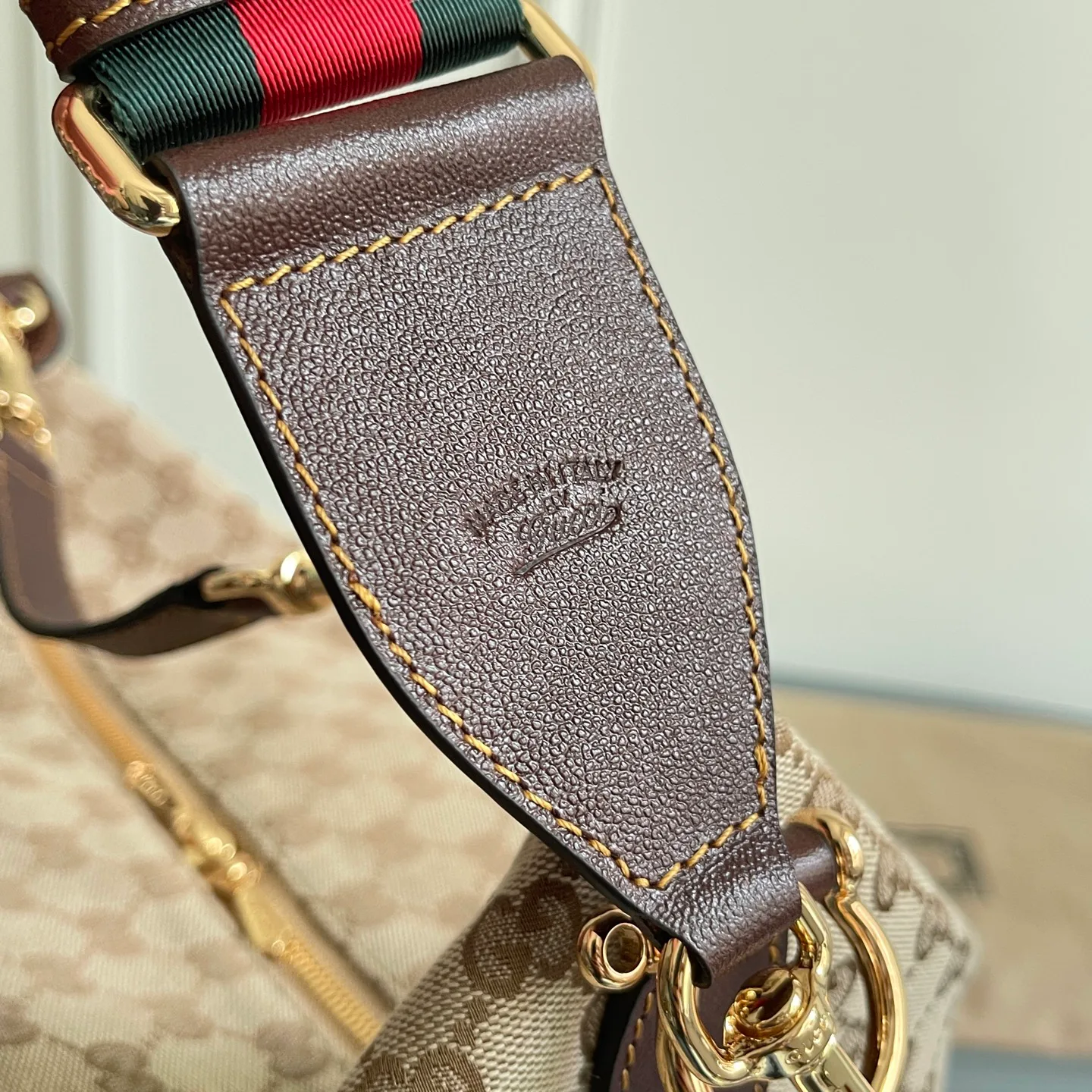 Классические Сумки Женские Gucci 13558961
