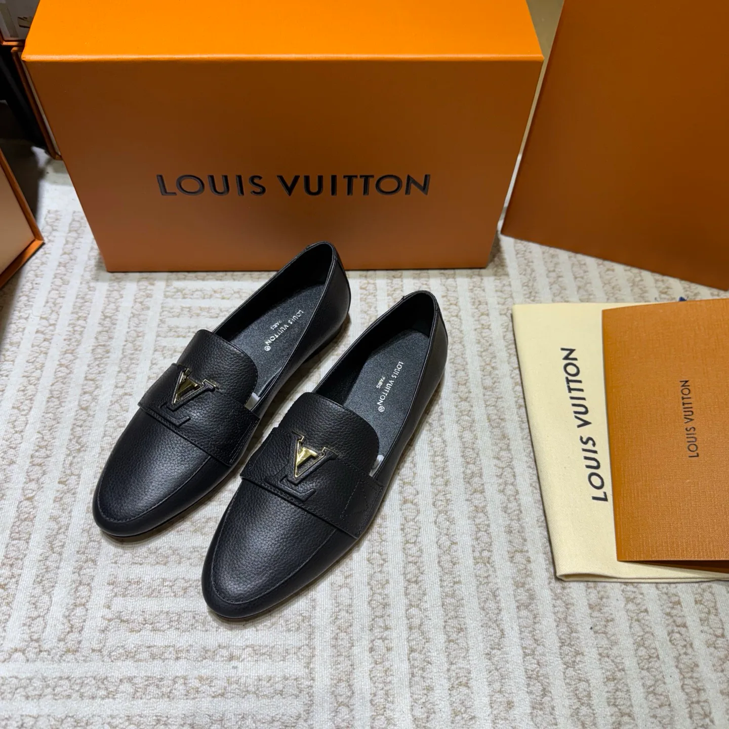 Лоферы Женские Louis Vuitton 249011