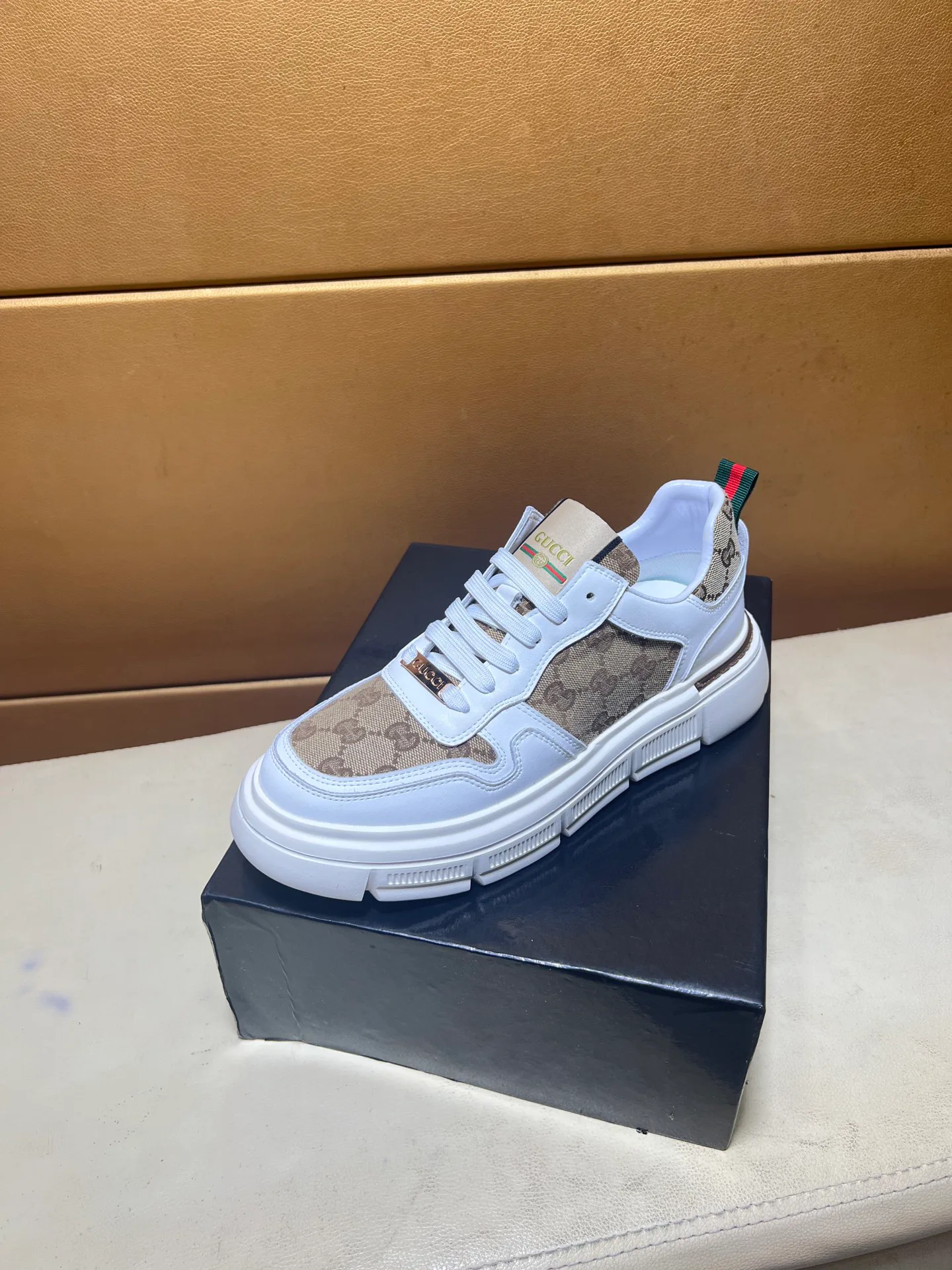 Кроссовки Мужские Gucci 11813239