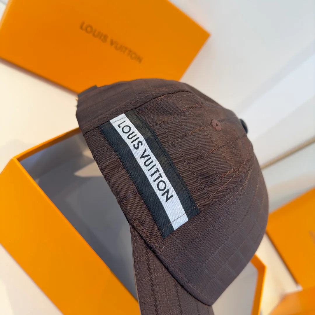 Головные Уборы Louis Vuitton 11416647