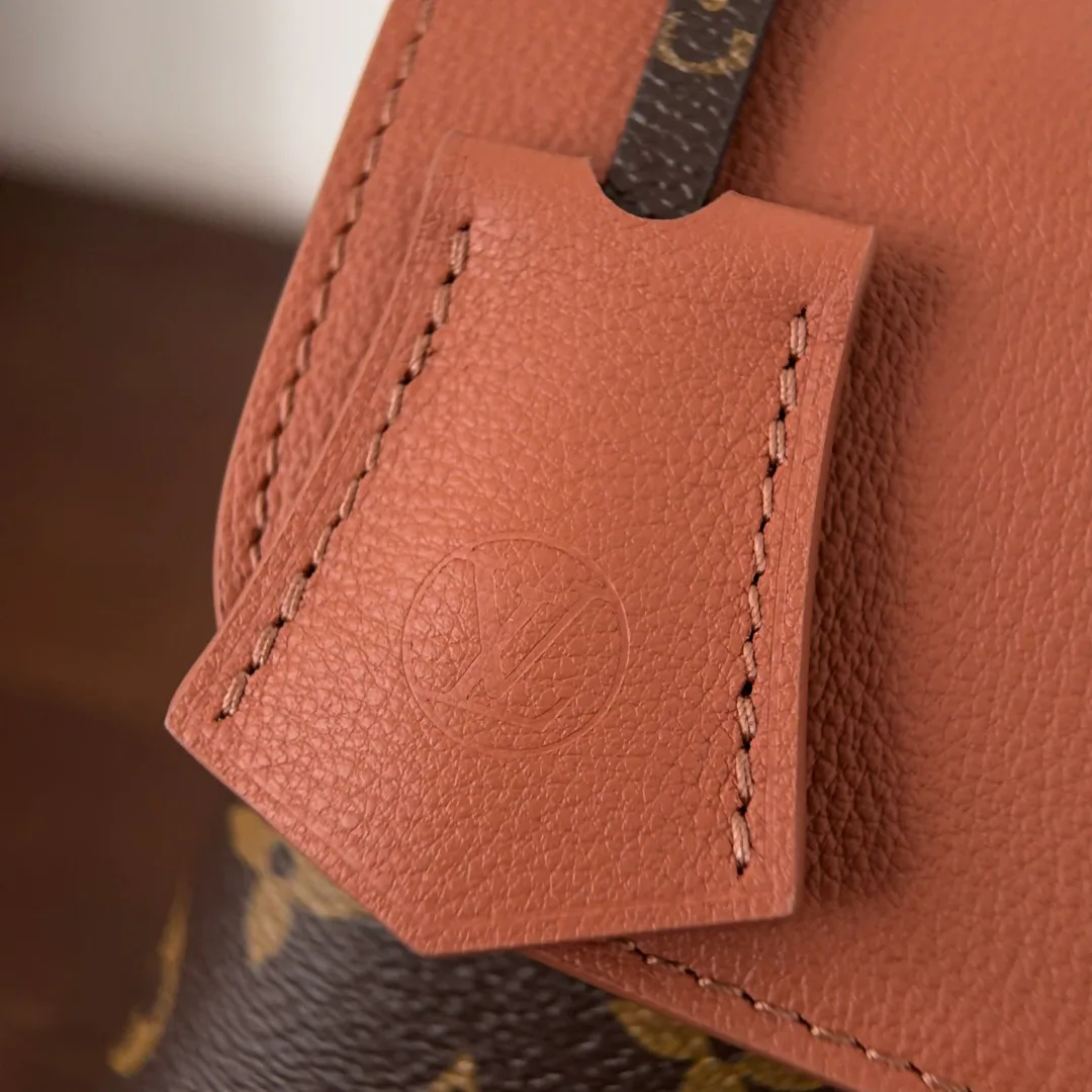 Классические Сумки Женские Louis Vuitton 11768578