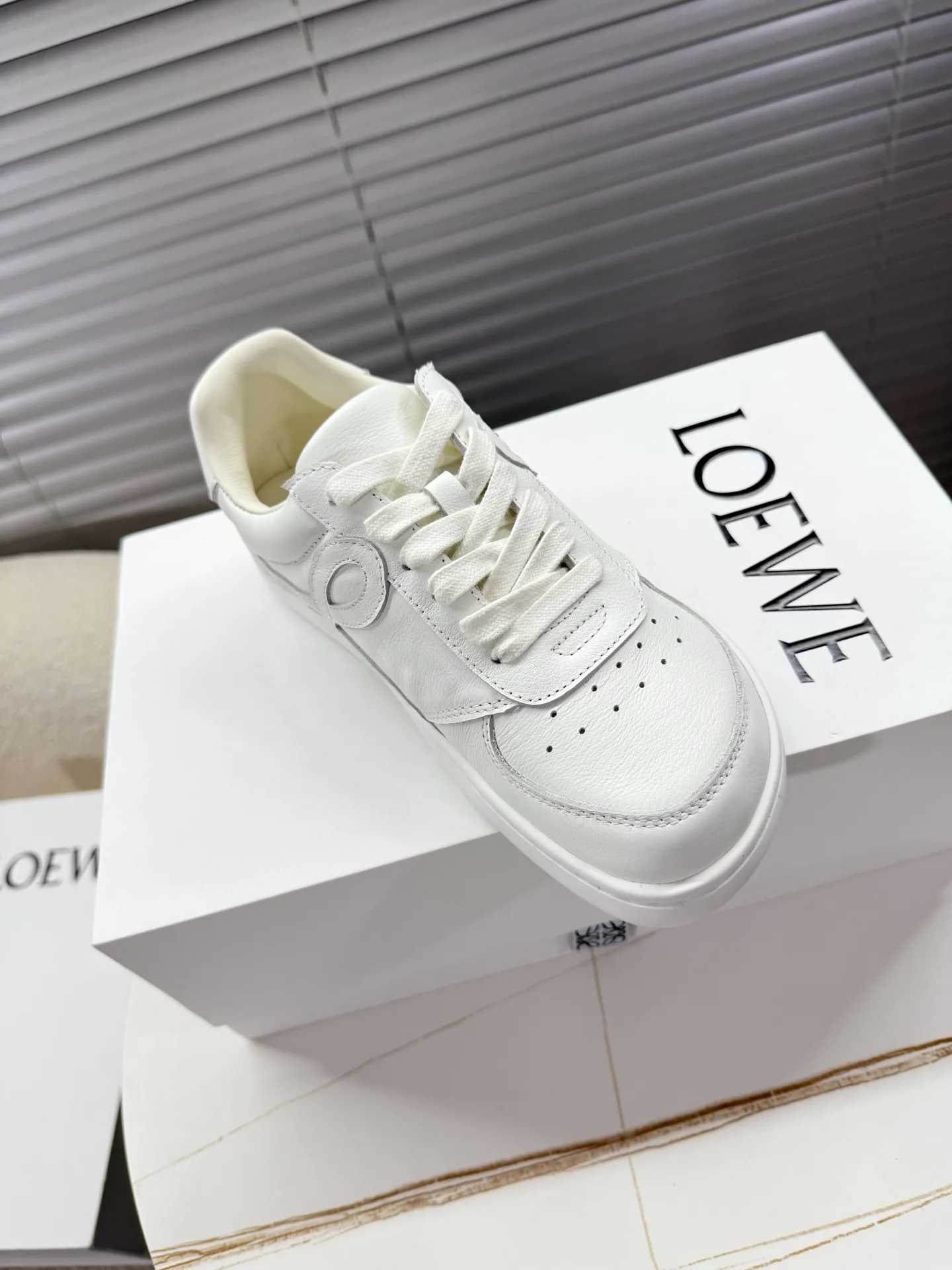 Кроссовки Женские Loewe 4019874