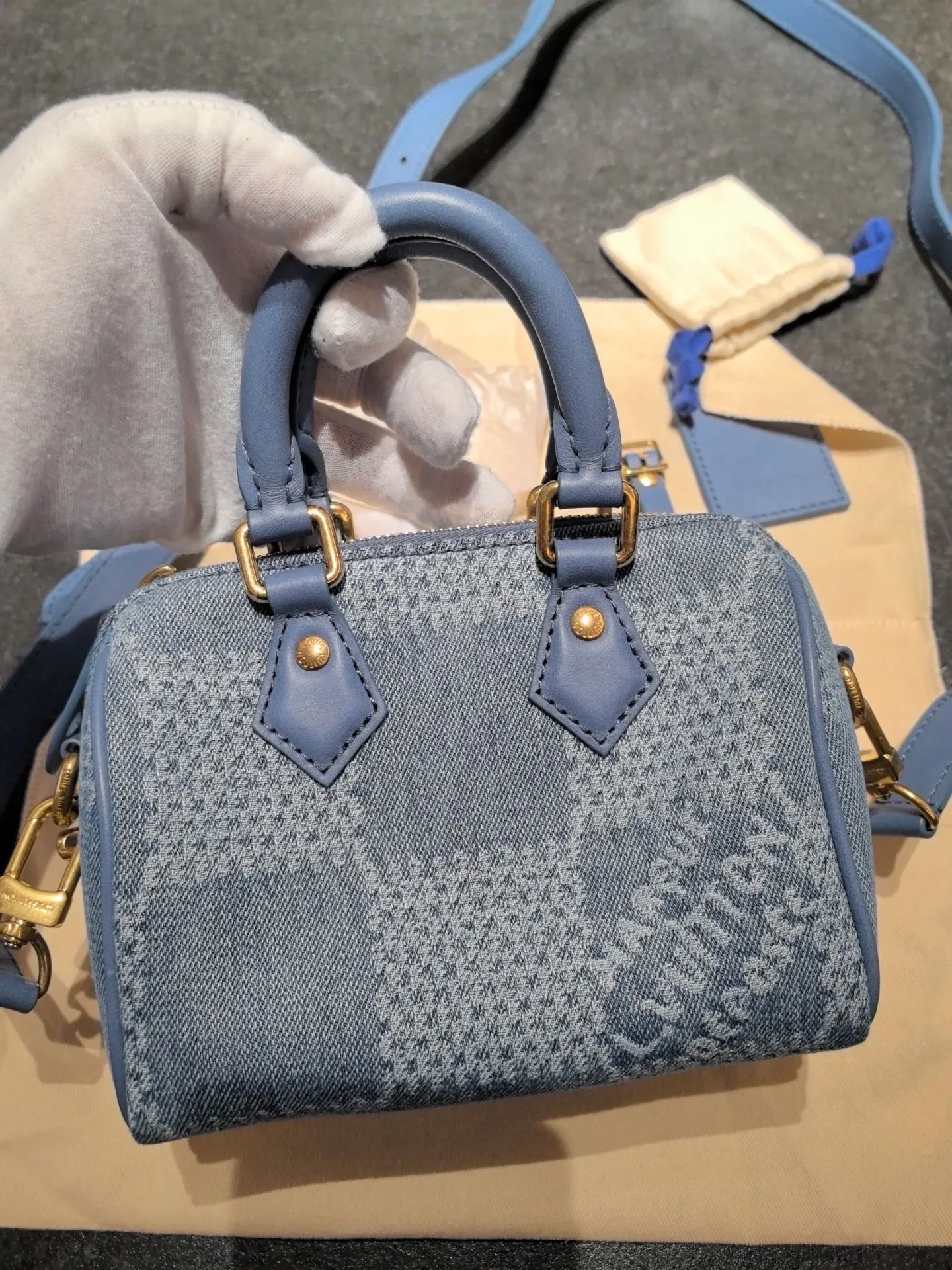 Классические Сумки Женские Louis Vuitton 13394417