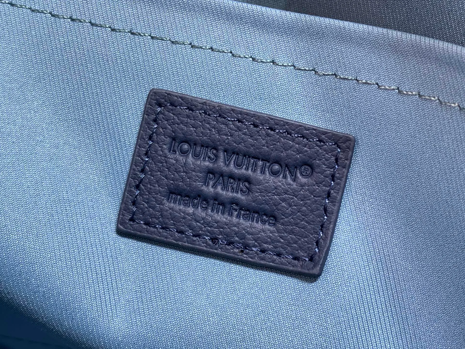 Клатчи Женские Louis Vuitton 14458791