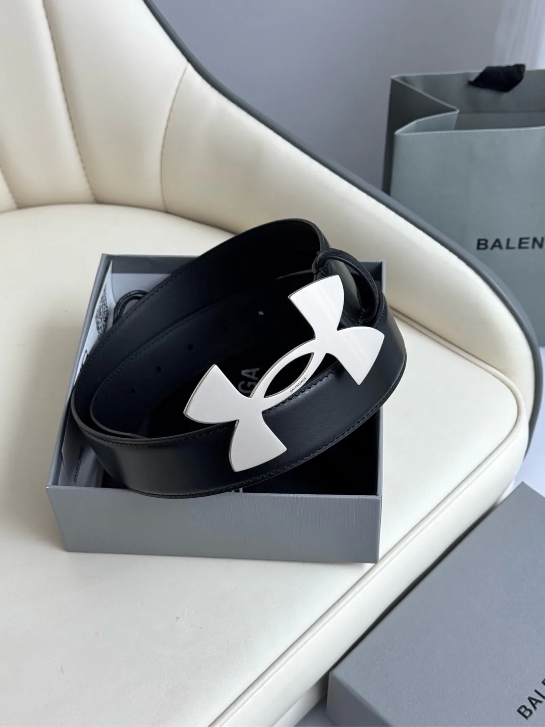 Ремни Balenciaga 6566