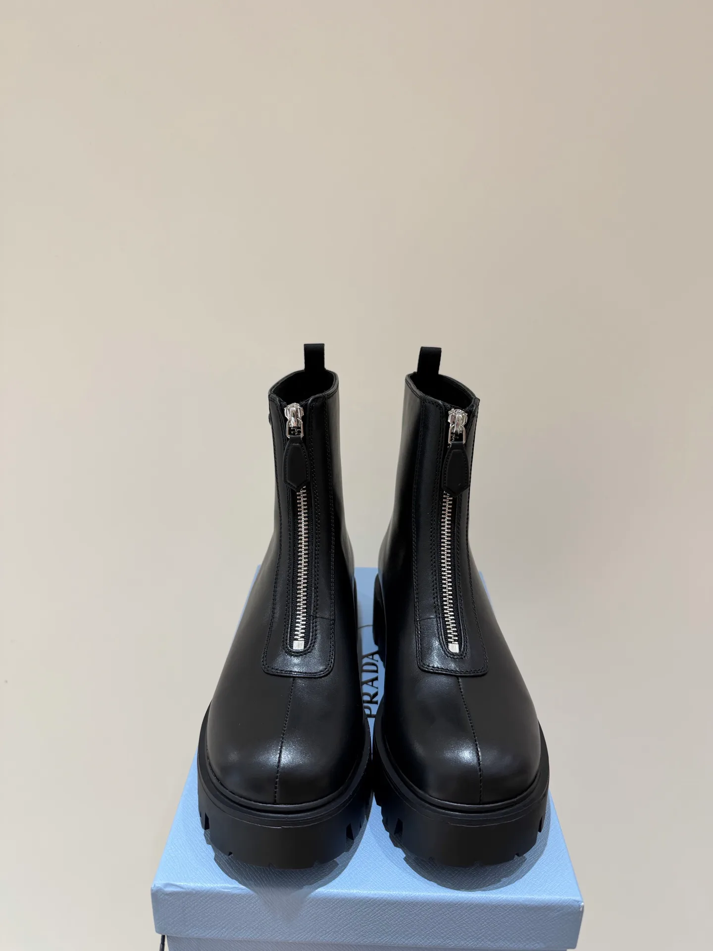 Ботинки Женские Prada 11685926