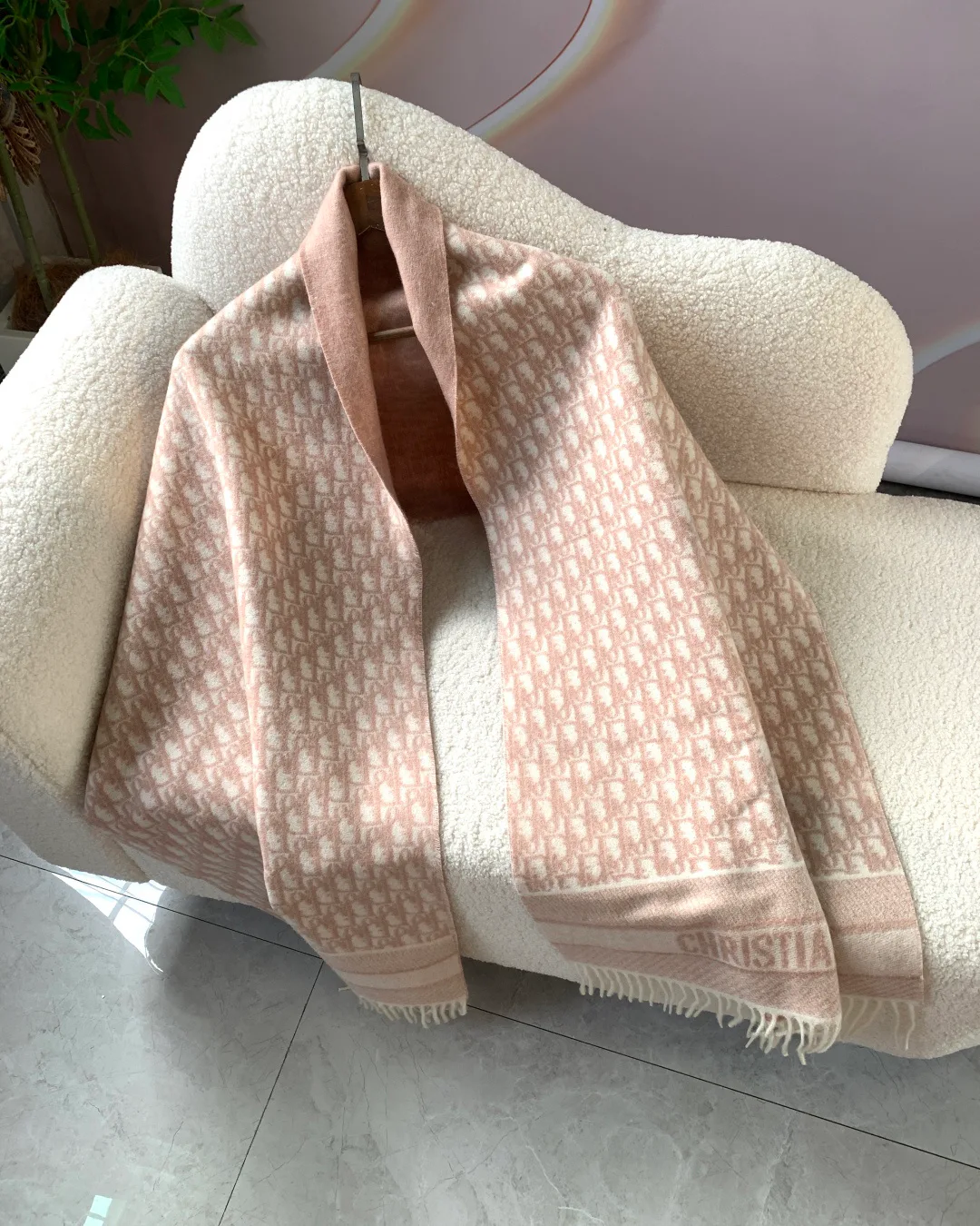 Шарфы Christian Dior 18659663