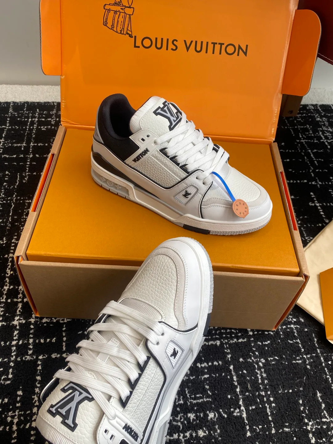 Кроссовки Женские Louis Vuitton 5790818